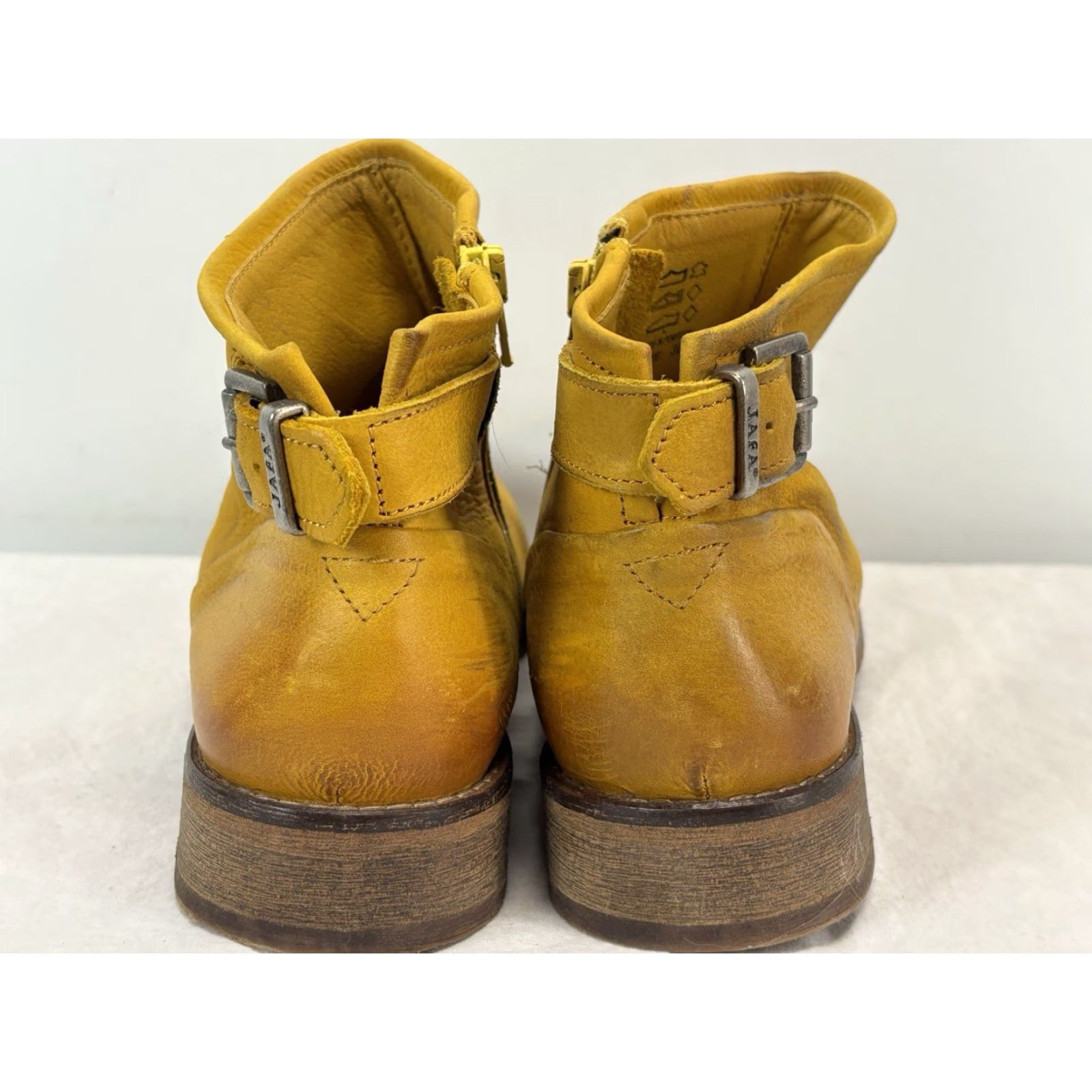 VINTAGE Jafa Leather Ankle Booties Sz 7.5 US Yellow Distressed Zip Womens