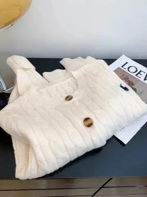 Japanese Brand Retro apricot lazy style twist knitted sweater Size S / US 4 / IT 40 - 4 Thumbnail