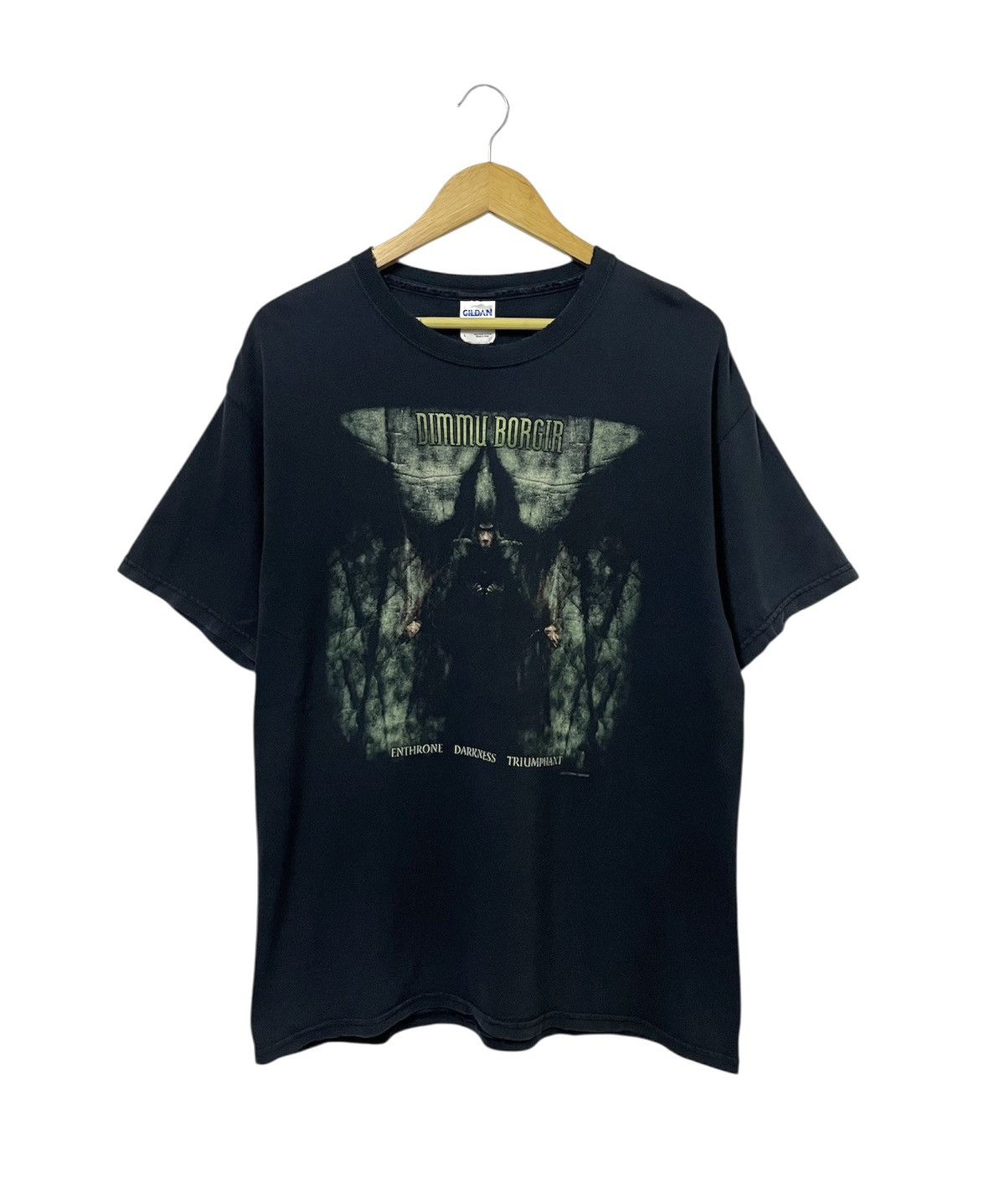 Band Tees VINTAGE 00s DIMMU BORGIR ENTHRONE ALBUM METAL BAND TSHIRT Size US L / EU 52-54 / 3 - 1 Thumbnail