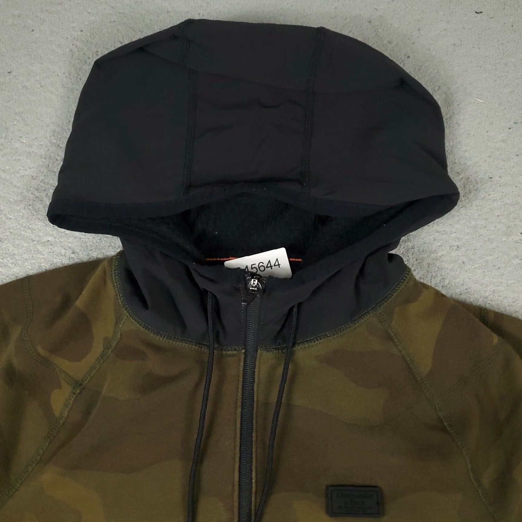 Abercrombie & Fitch Abercrombie & Fitch Men's Medium Green Camouflage Zip Hoodie Sweatshirt Size US M / EU 48-50 / 2 - 2 Thumbnail
