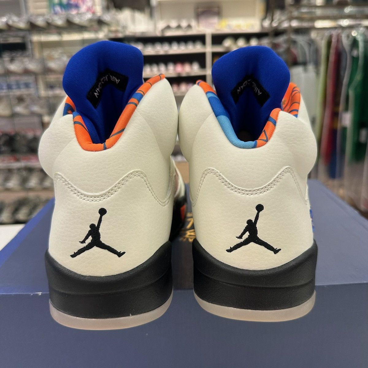 Jordan Brand × Nike Size 10.5 - Nike Air Jordan 5 Retro International Flight # Size US 10.5 / EU 43-44 - 3 Thumbnail