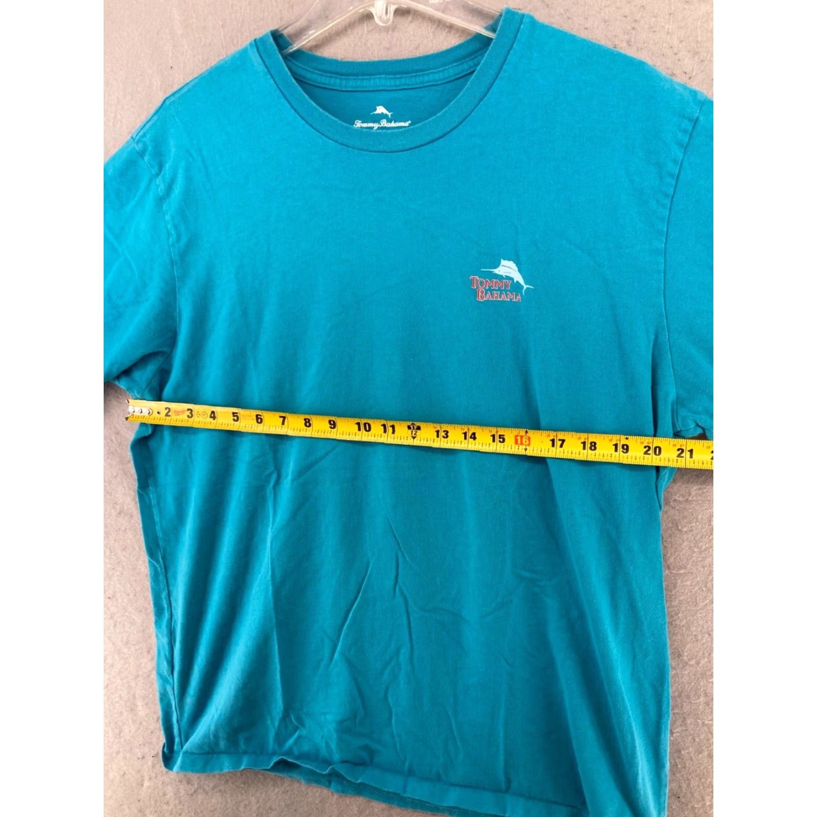 Tommy Bahama Tommy Bahama Relaxed Fit Men's T-Shirt XL Blue Solid Crew Neck Tropical Beach Theme Size US XL / EU 56 / 4 - 2 Thumbnail