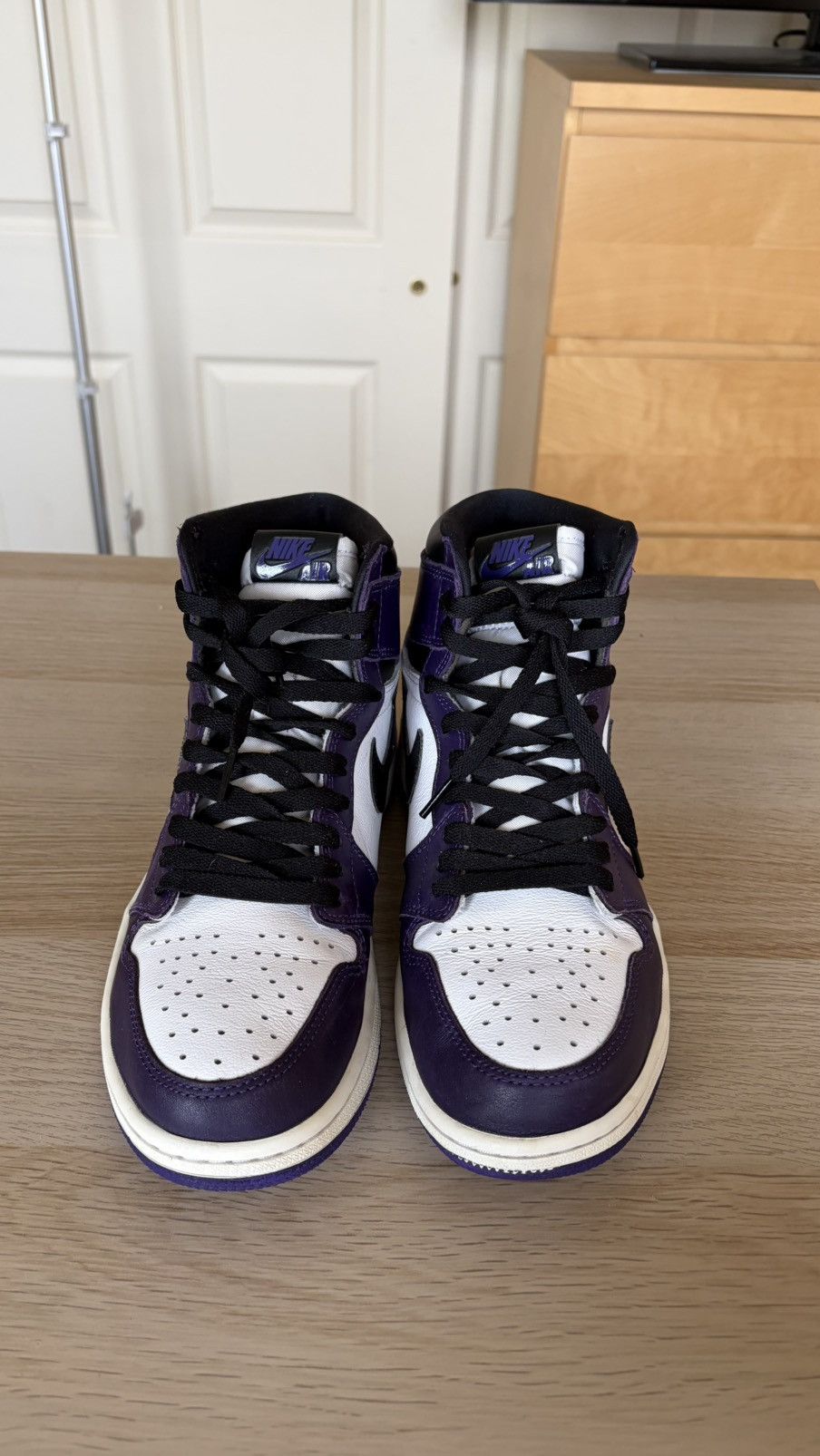 Jordan Brand Nike Air Jordan 1 Retro High OG Court Purple – Size 8.5 Size US 8.5 / EU 41-42 - 3 Thumbnail