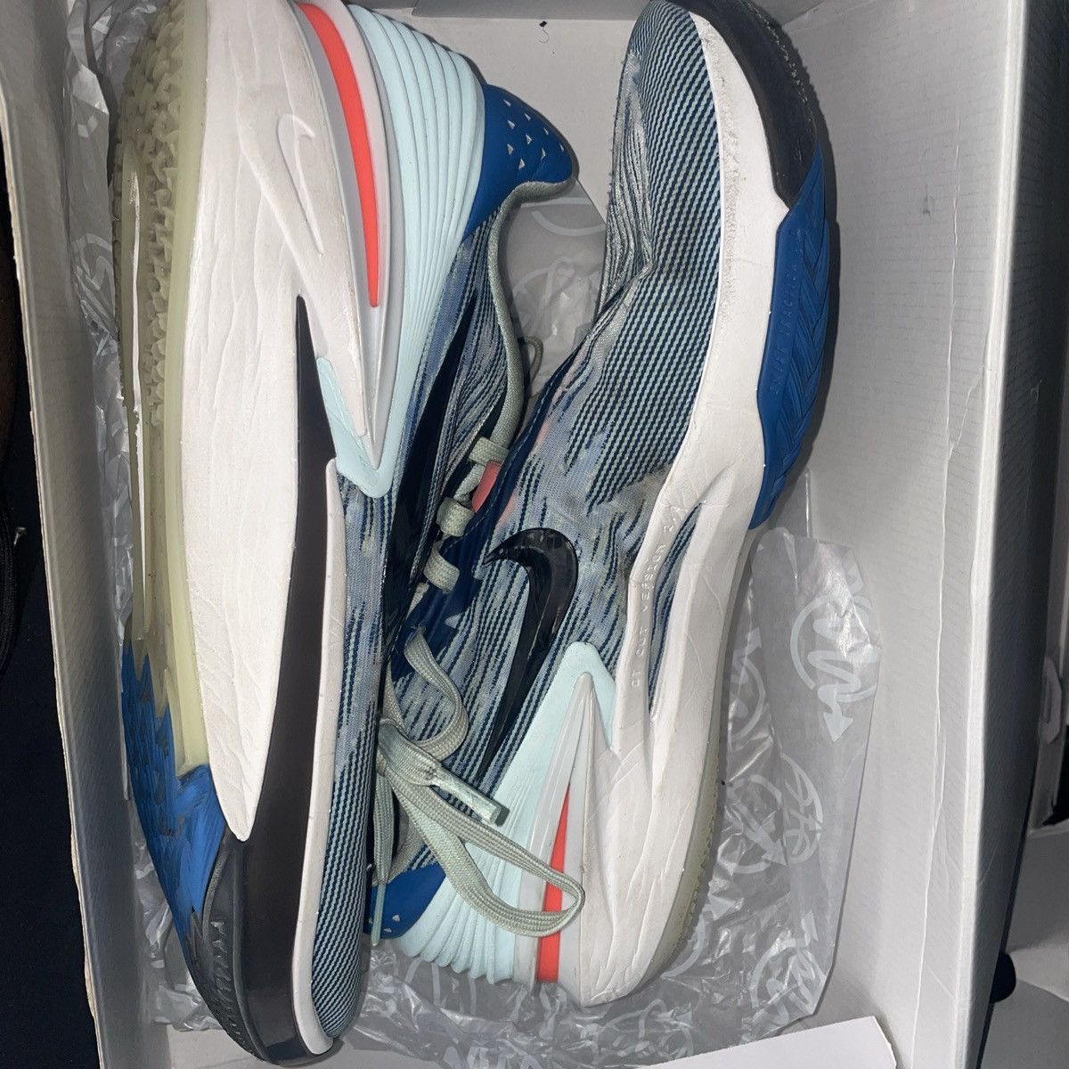 Nike Gt cut 2 Size US 11 / EU 44 - 1 Thumbnail