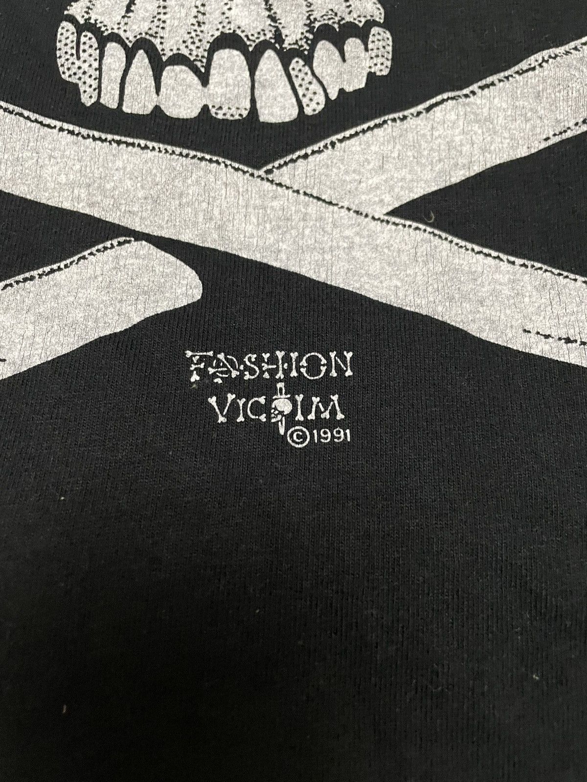 Fashion Victim Vintage Fashion Victim 1991 Skull Size US XL / EU 56 / 4 - 2 Thumbnail