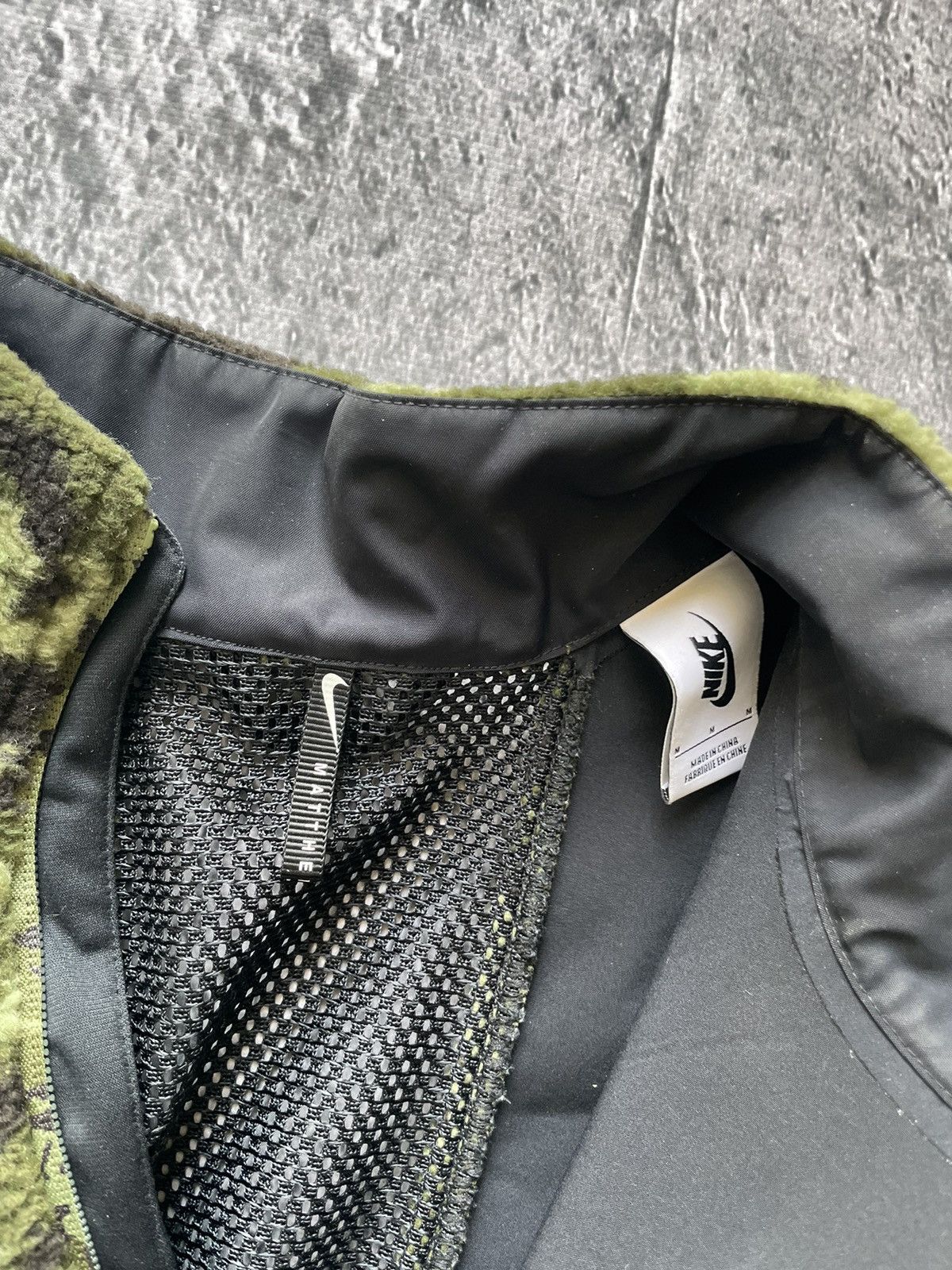 1017 ALYX 9SM × MMW × Nike Nike x MMW Camo Fleece Size US M / EU 48-50 / 2 - 7 Thumbnail