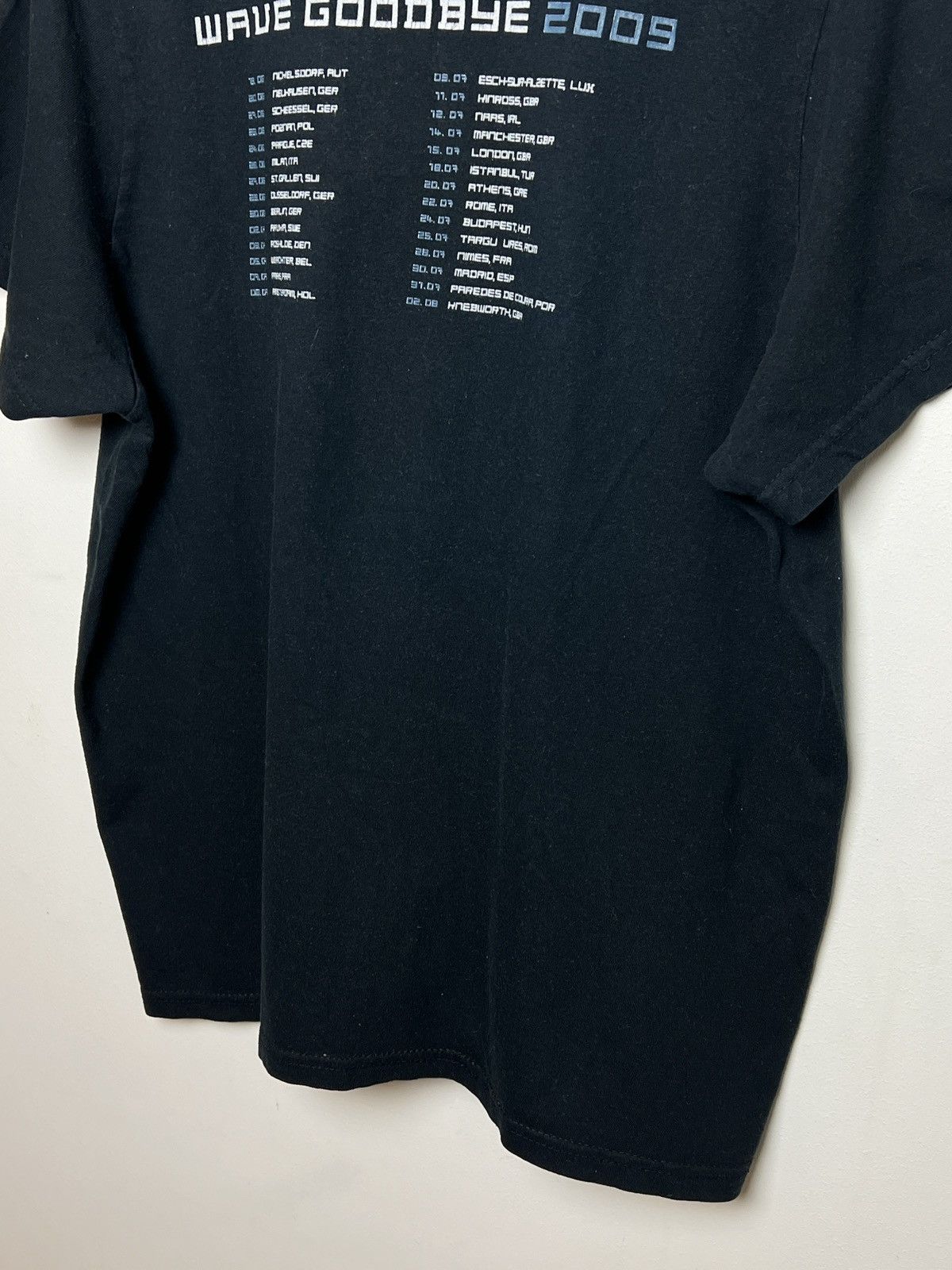Band Tees nine inch nails y2k t shirt m-l Size US L / EU 52-54 / 3 - 5 Thumbnail