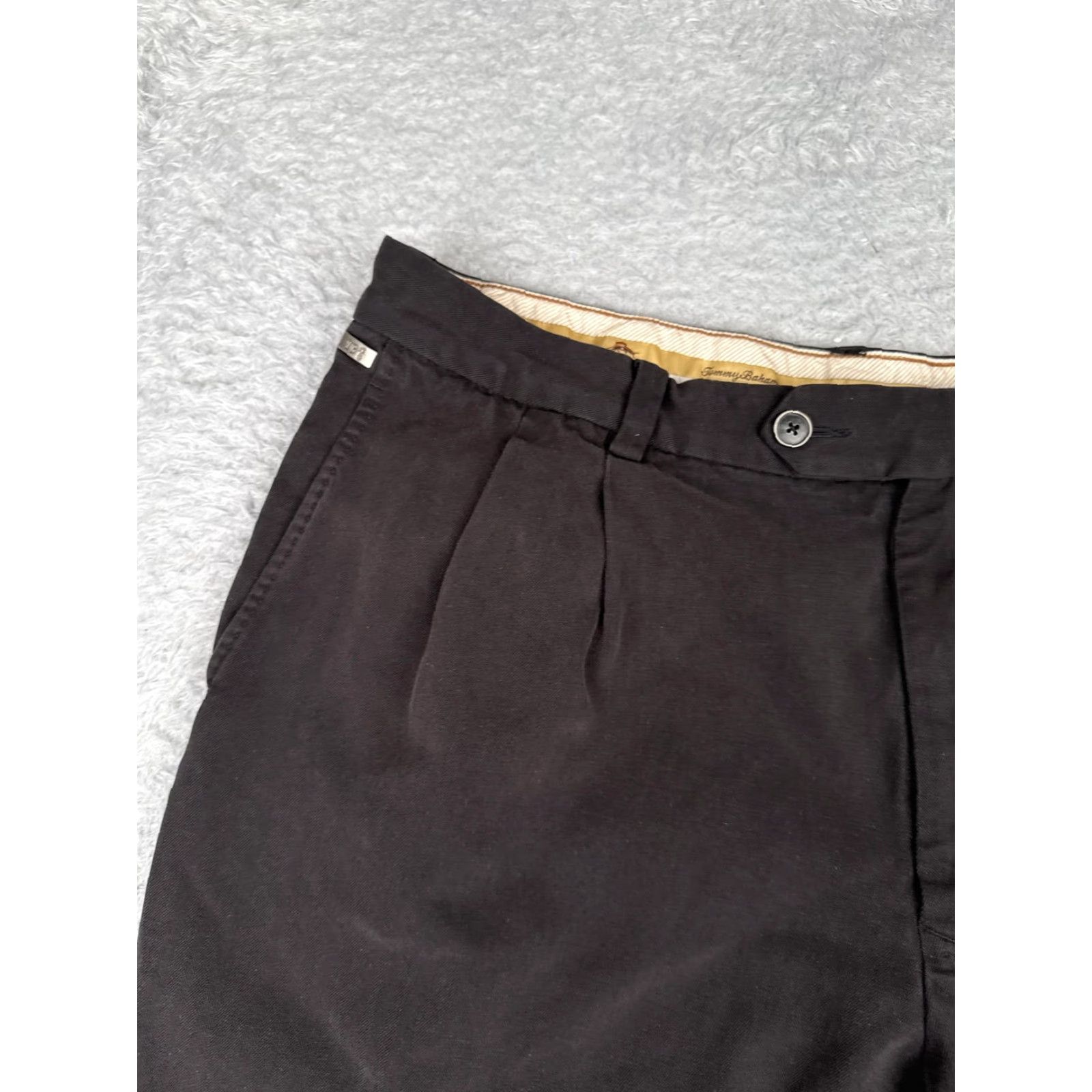 Tommy Bahama Tommy Bahama Shorts Men 40 Dark Black 100% Silk Blend Pleated Chino Dress Casual Size US 40 / EU 56 - 4 Thumbnail