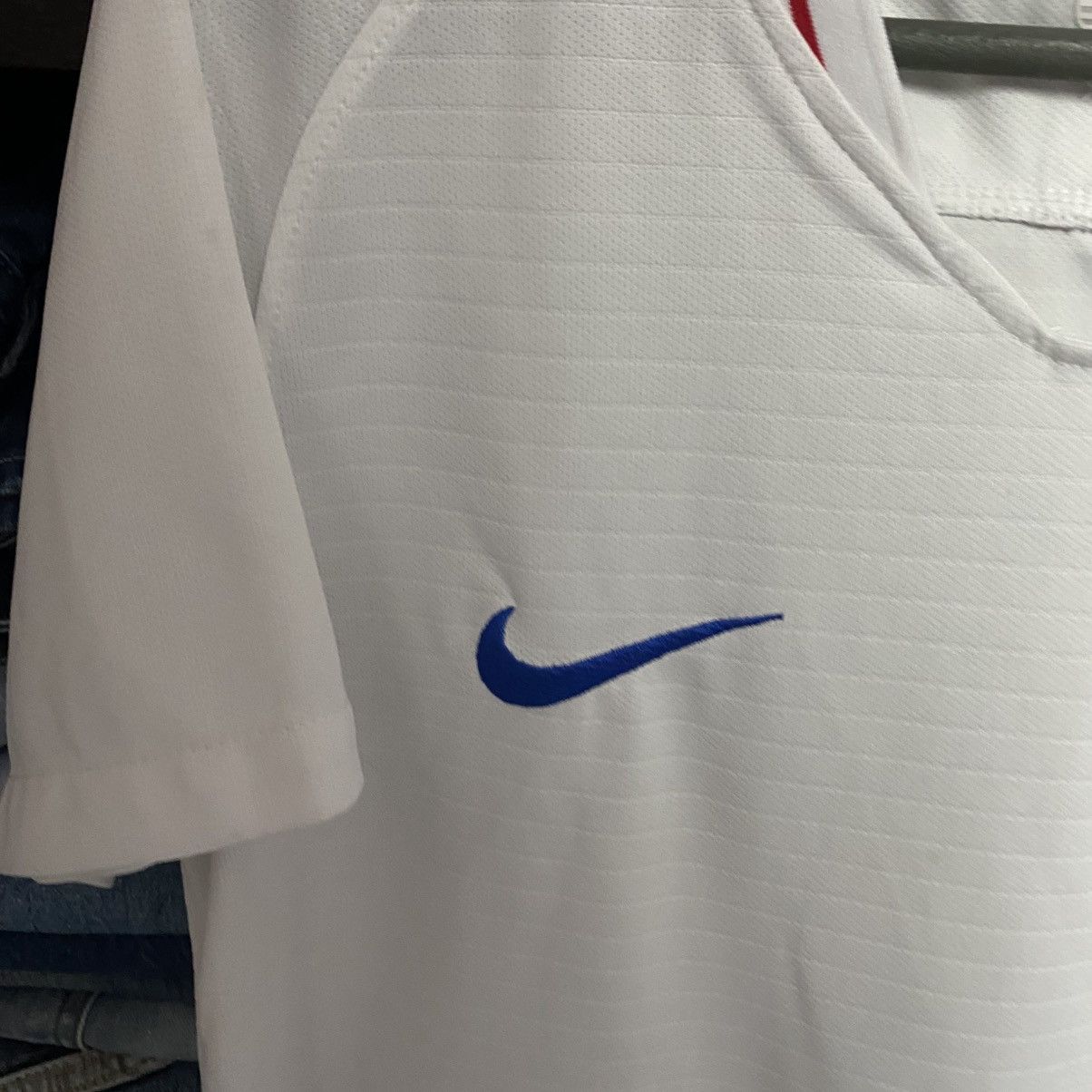 Nike Mens Nike England National White Soccer jersey Size US S / EU 44-46 / 1 - 4 Thumbnail