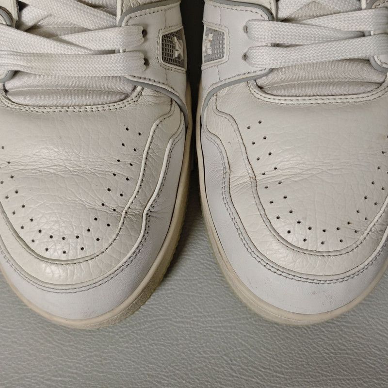 Louis Vuitton Louis Vuitton White Trainer Fashion Sneakers - Size US 8.5 / EU 41-42 - 9 Thumbnail