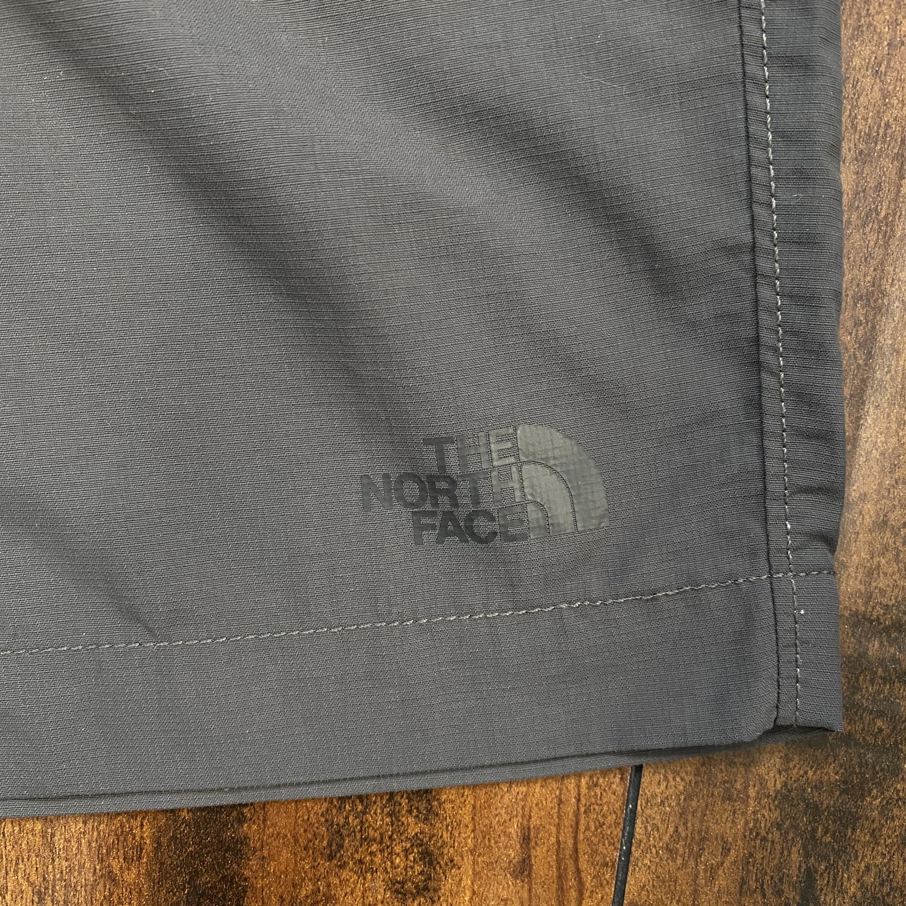 The North Face TNF Quick Dry Nylon Shorts Size US 32 / EU 48 - 3 Thumbnail