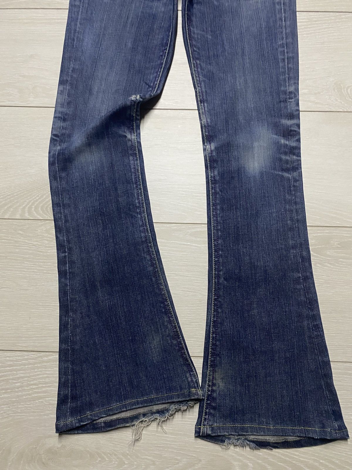 SLY Vintage Sly Blue Wash Distressed Flare Jeans Size US 28 / EU 44 - 5 Thumbnail