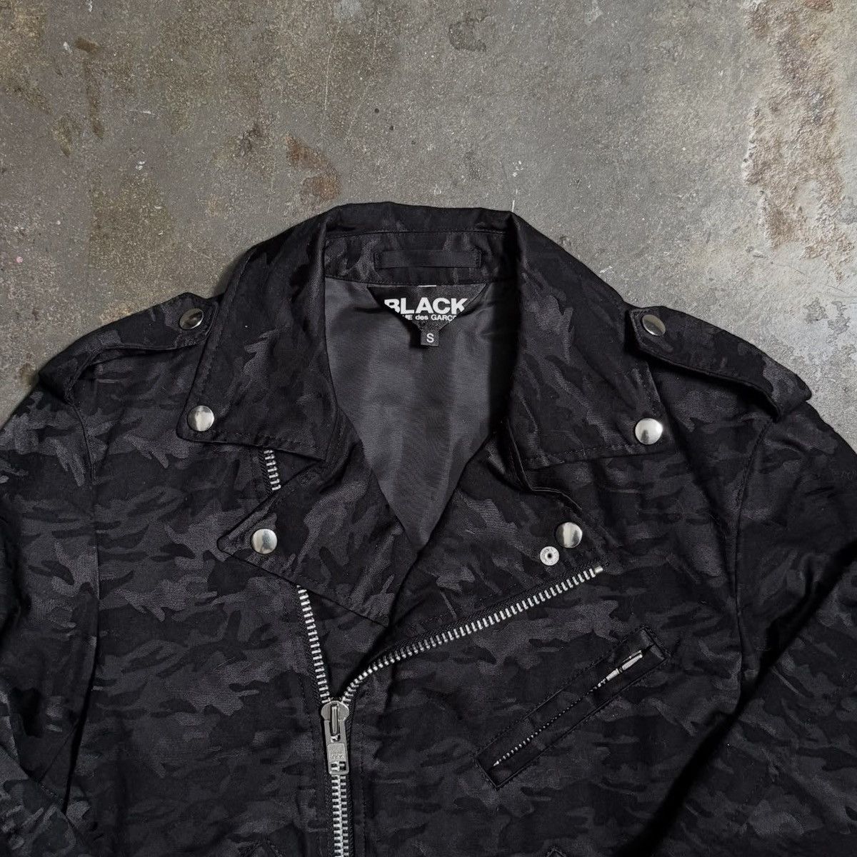 Comme des Garcons COMME DES GARÇONS BLACK/PURPLE MULTI PRINT JACKET - SMALL Size S / US 4 / IT 40 - 2 Thumbnail