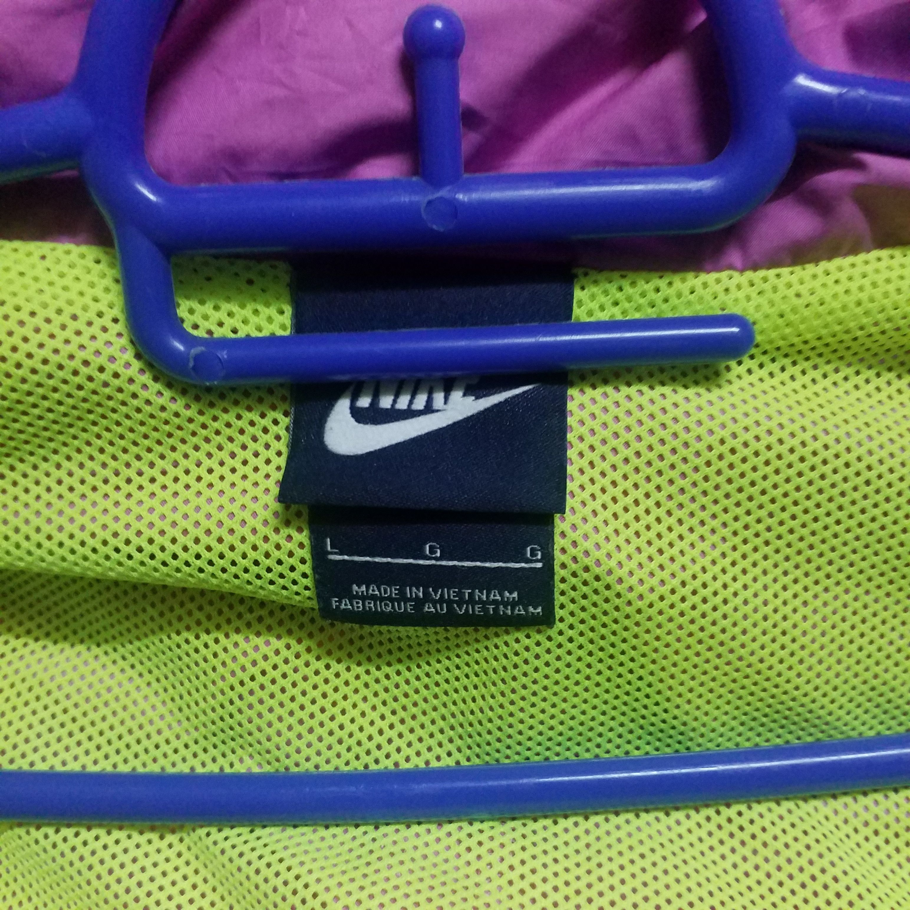 Nike NIKE COLOURFULL Size M / US 6-8 / IT 42-44 - 5 Thumbnail