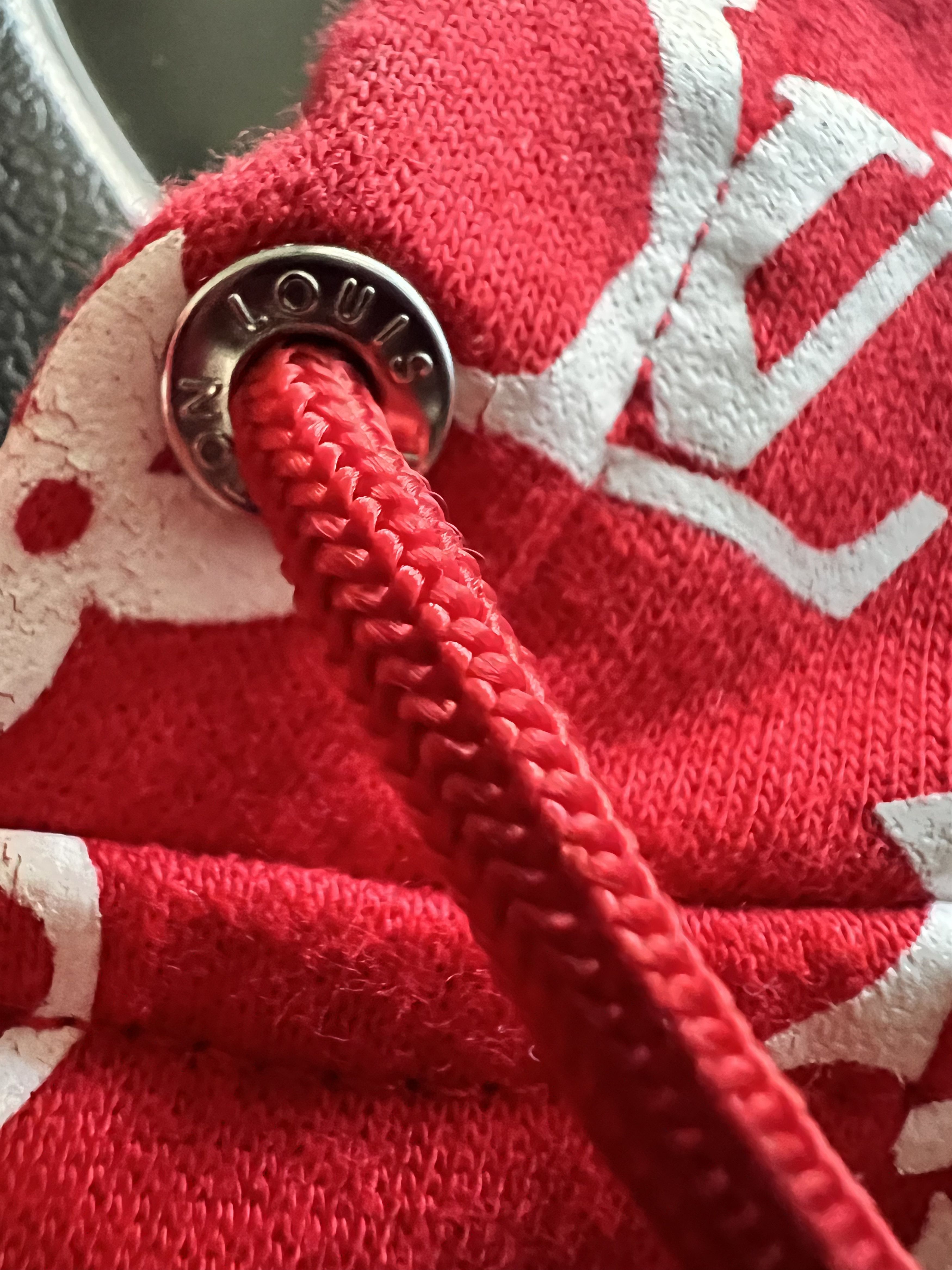 Louis Vuitton × Supreme Louis Vuitton x Supreme Box Logo Hoodie Size US S / EU 44-46 / 1 - 11 Thumbnail