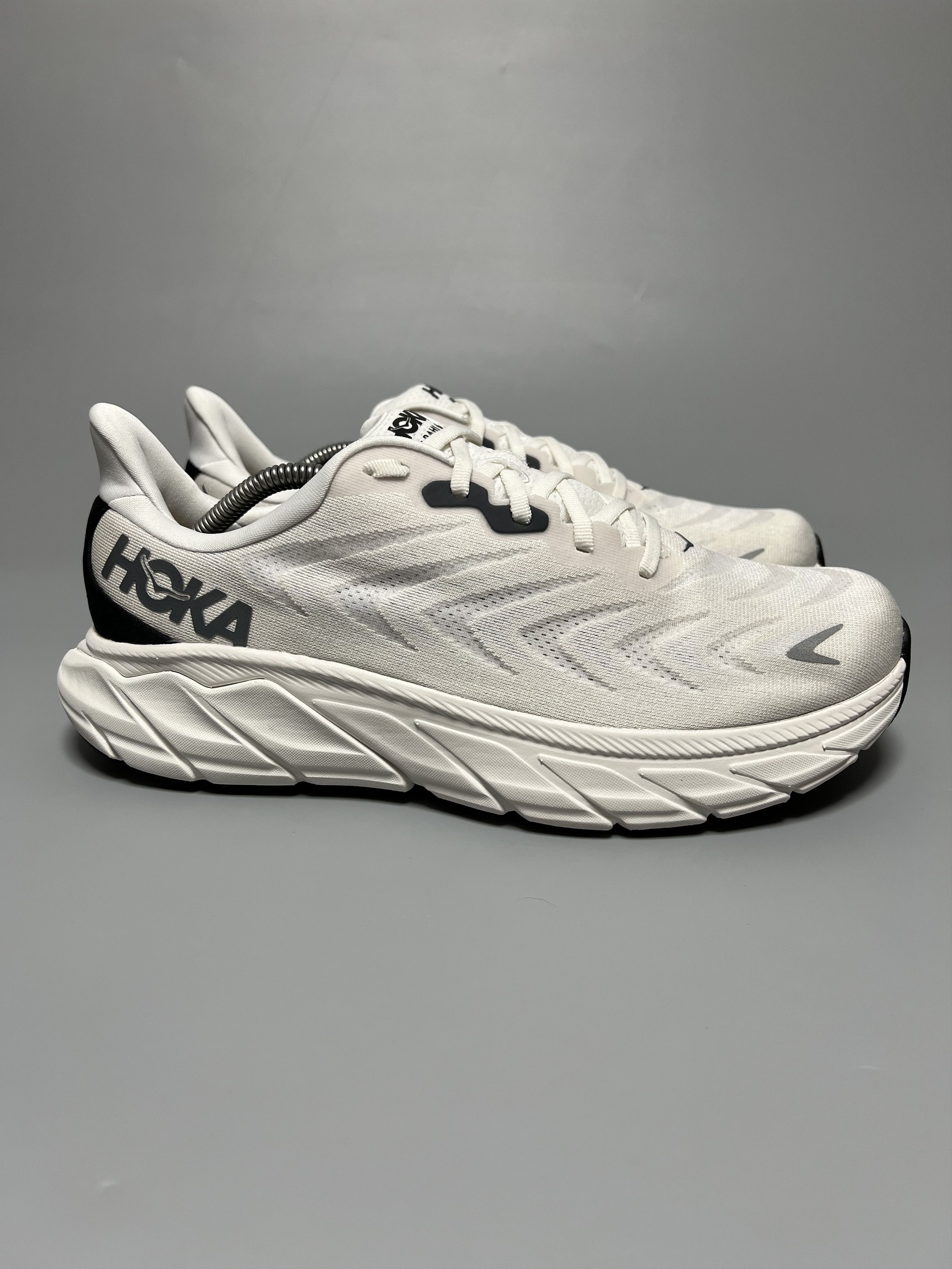 Hoka 9.5 EE Hoka One One Arahi 6 Wide Running Shoes 1123196-BDBSW Size US 9.5 / EU 42-43 - 2 Thumbnail