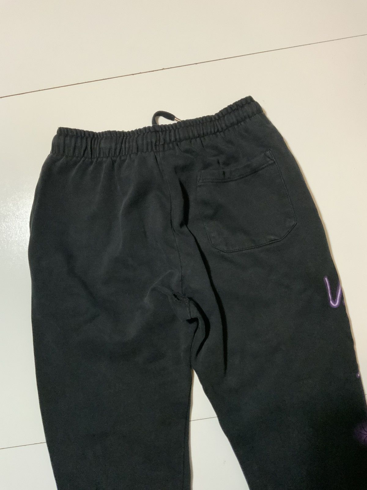 Other Mystic Museum Elvira Horror Art Spider Jogger Sweatpants Size US 32 / EU 48 - 7 Thumbnail
