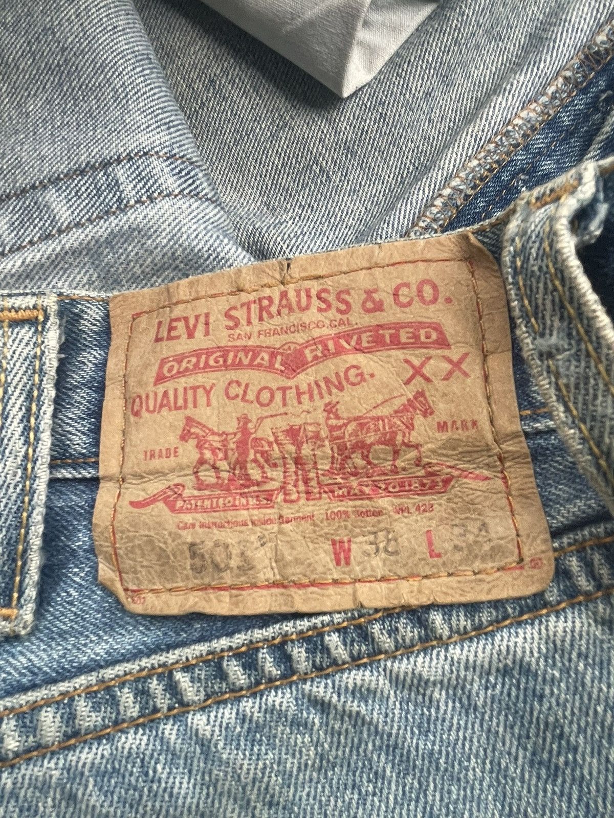 Levi's × Levi's Vintage Clothing Vintage 2002 Levis 501 Custom Distresed Size US 38 / EU 54 - 17 Thumbnail