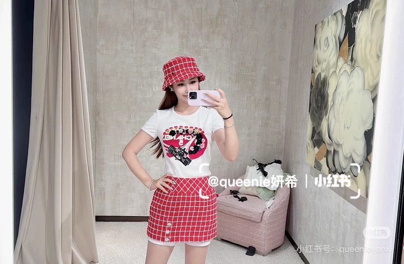Chanel New Chanel Red Plaid Fisherman Hat Size ONE SIZE - 7 Thumbnail