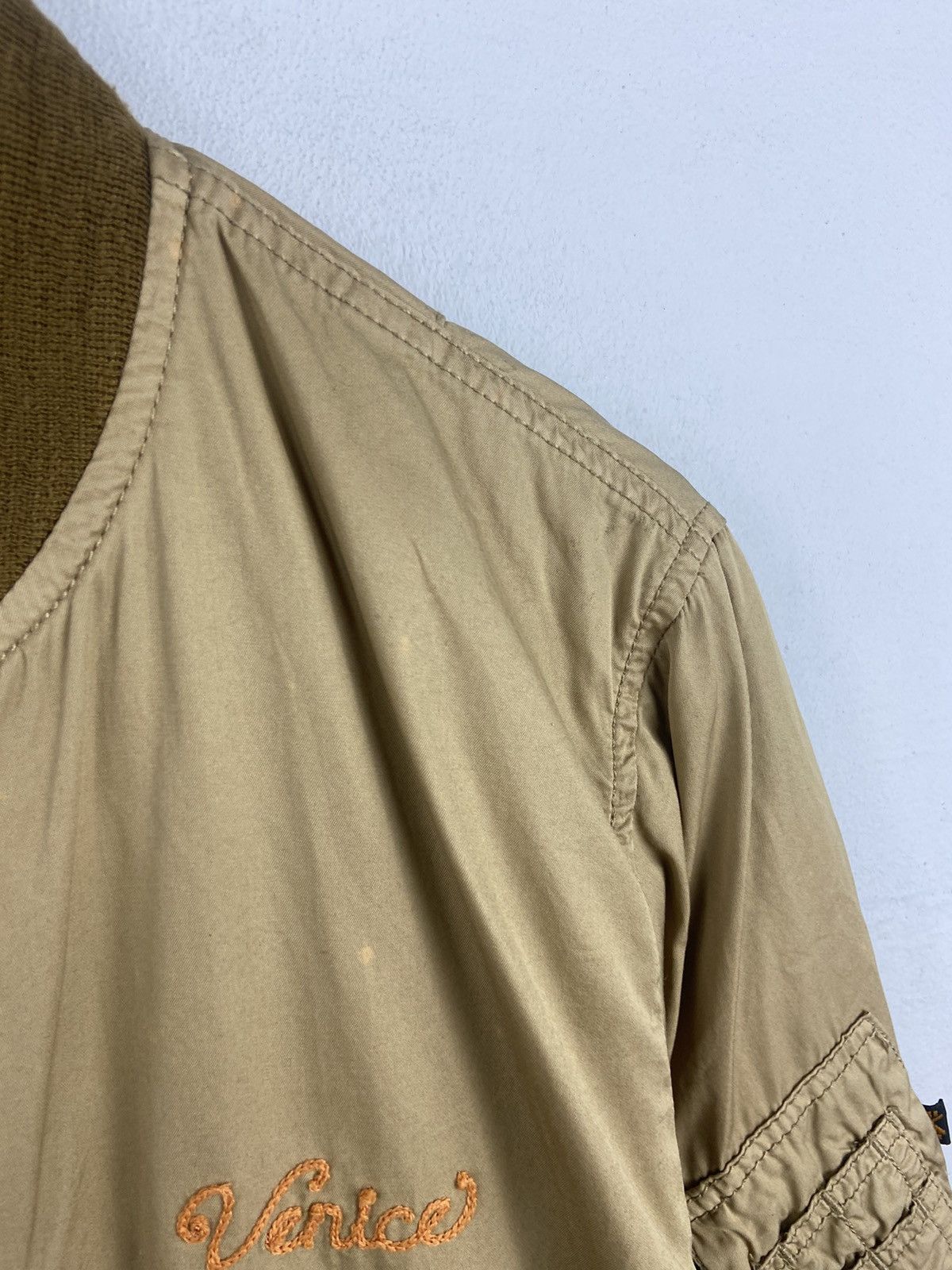 Alpha Industries × Vintage Alpha Industries X Venice Bomber Jacket Size US L / EU 52-54 / 3 - 23 Thumbnail