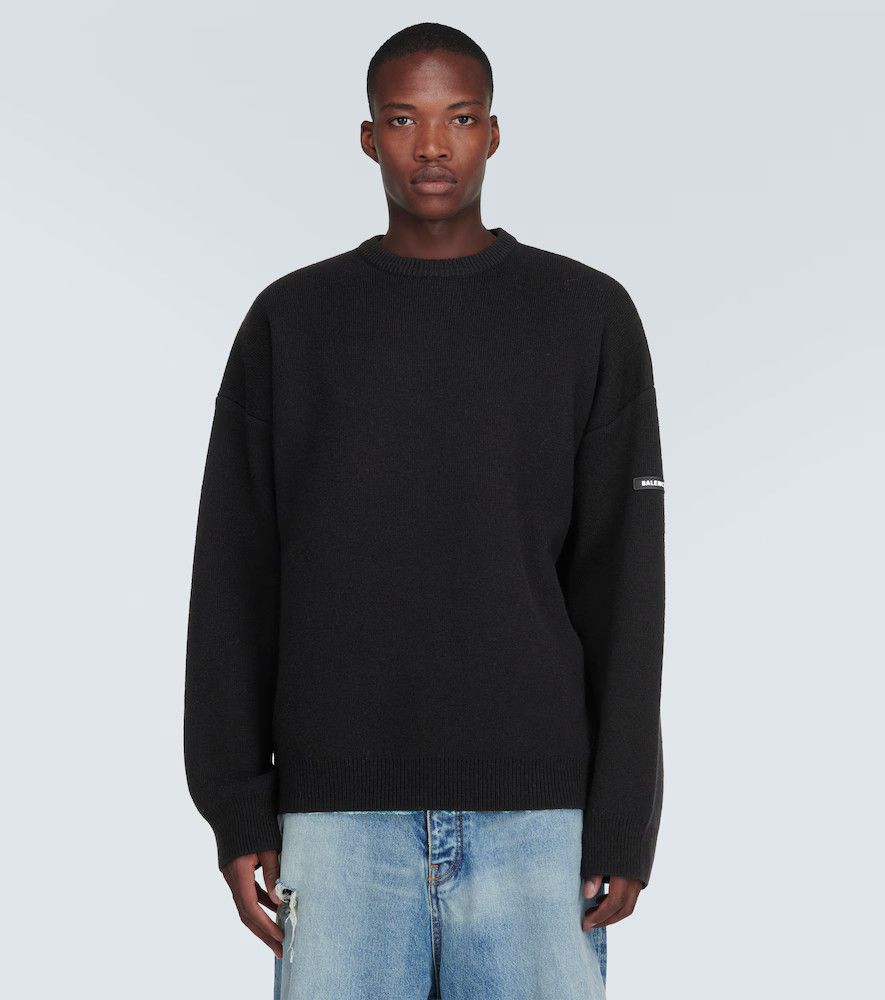 Balenciaga o1bcso1str0426 Sweater in Black Size US S / EU 44-46 / 1 - 6 Thumbnail