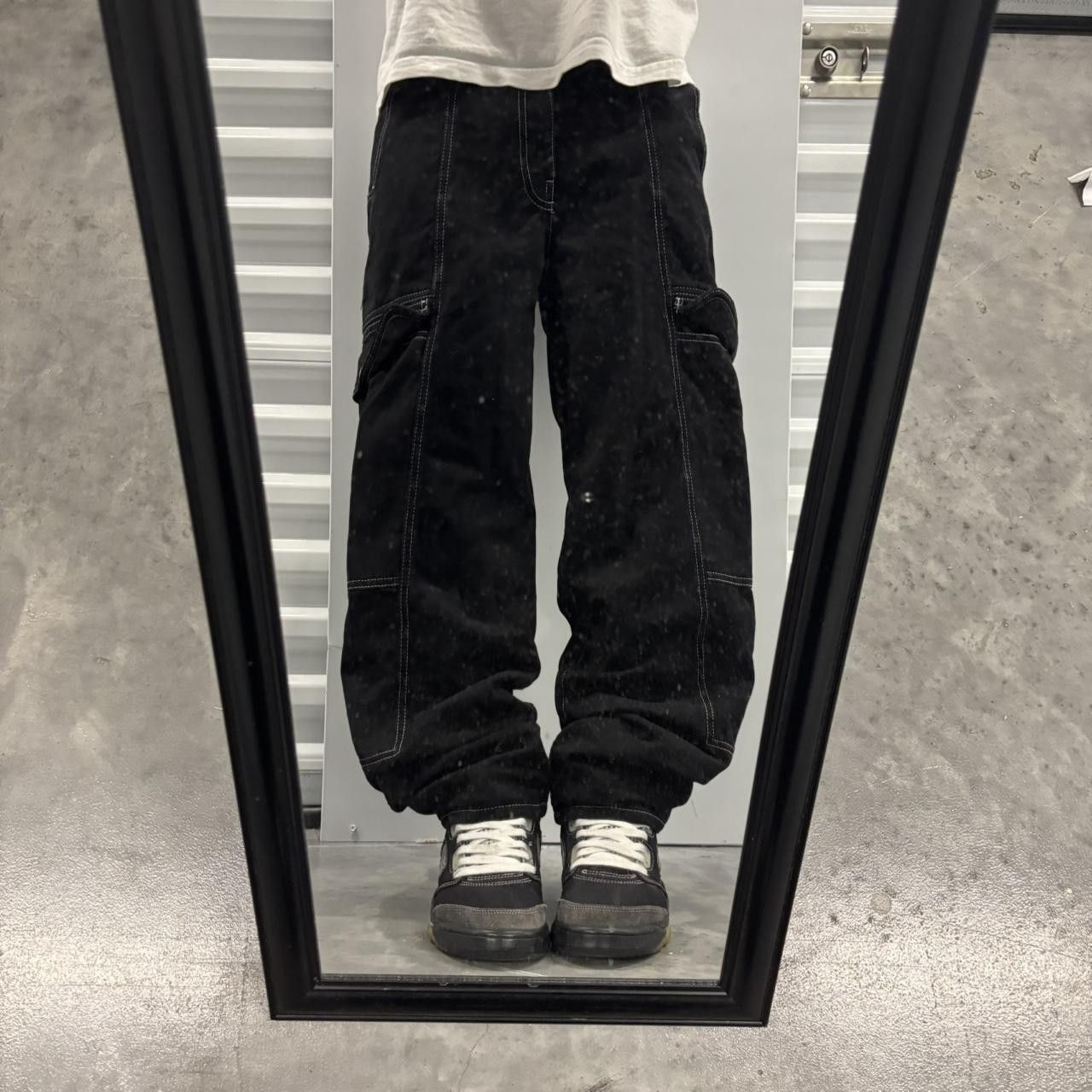Japanese Brand × Vintage Crazy Vintage Y2K/2000s Grunge Black Streetwear Skater Cargo Pants! Size US 27 - 1 Thumbnail