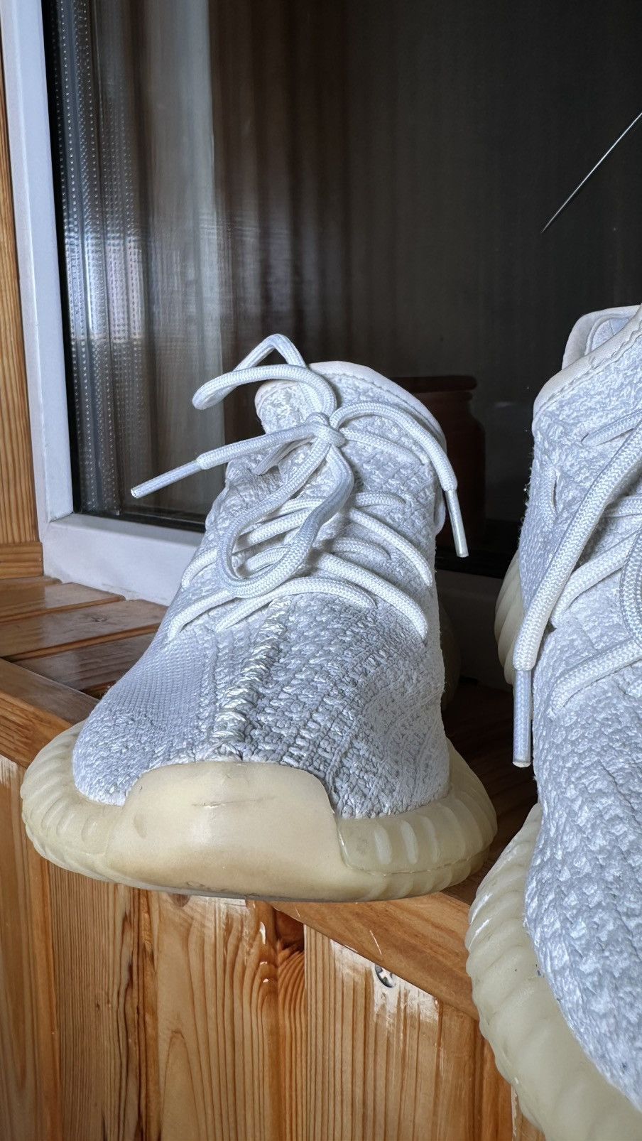 Adidas × Yeezy Adidas Yeezy 350 v2 triple white🔥🔥 Size US 7.5 / EU 40-41 - 16 Thumbnail