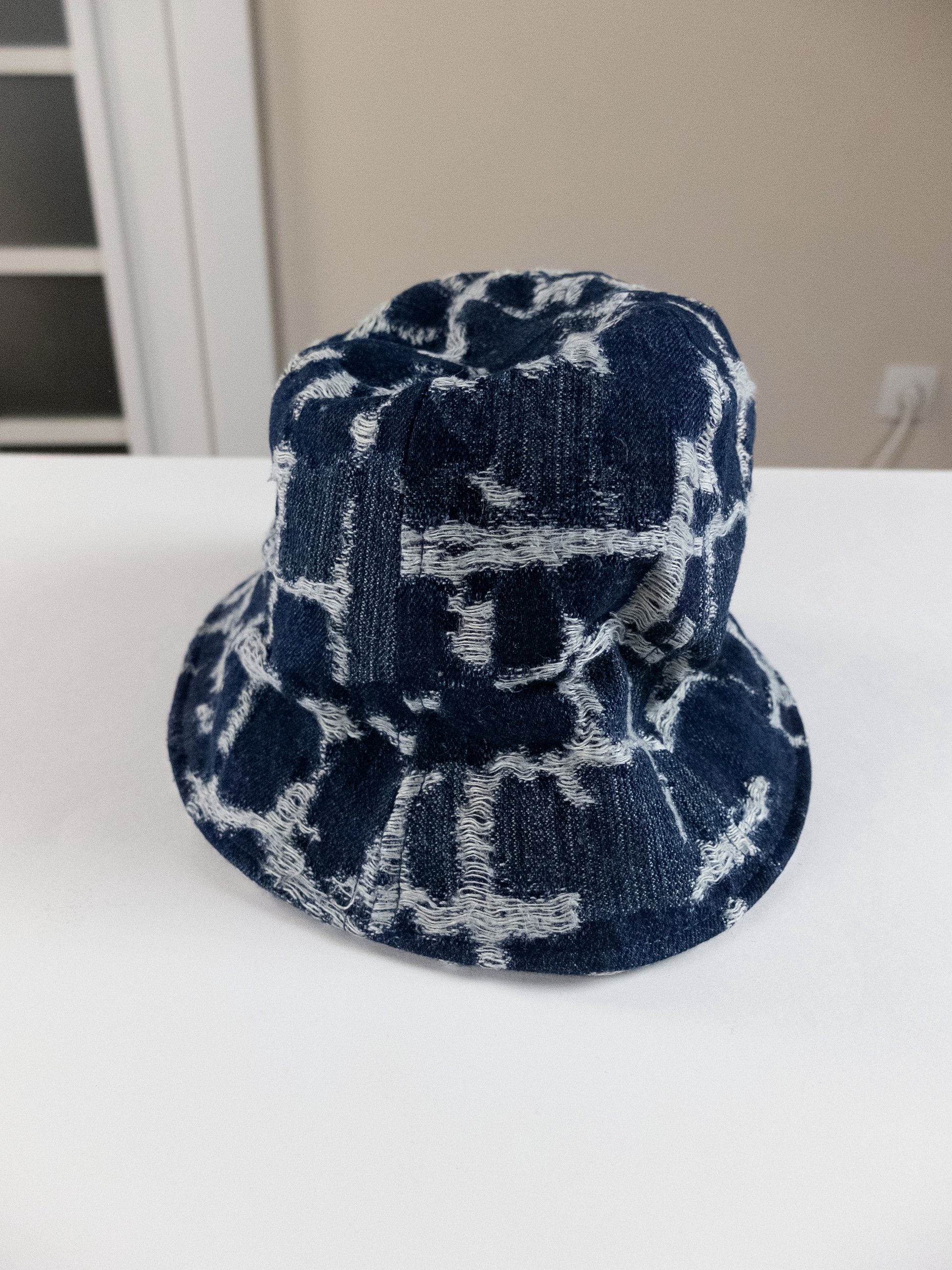 Fendi FENDI stitch F logo blue cotton linen denim bucket hat Size ONE SIZE - 4 Thumbnail