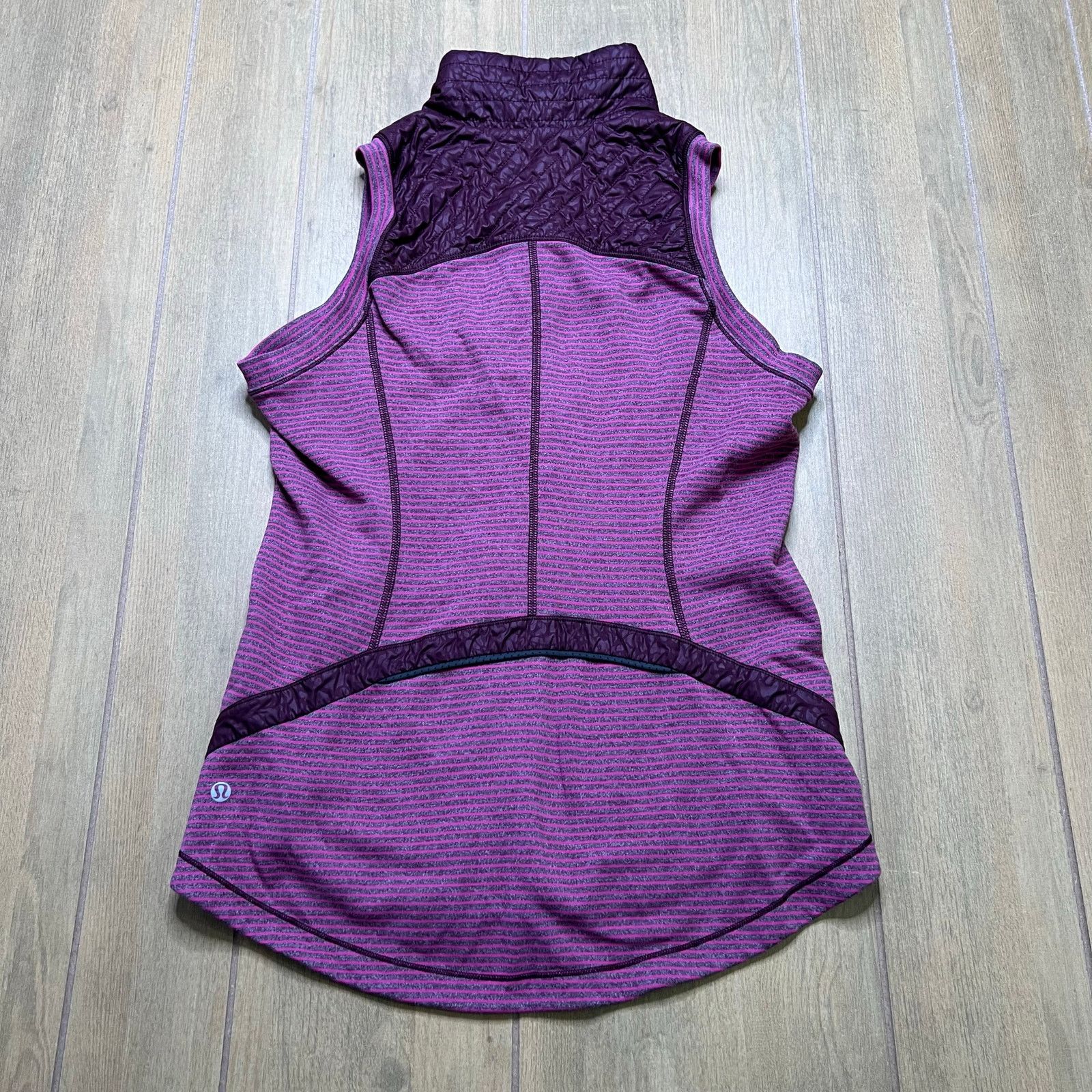 Lululemon Lululemon Rebel Runner Vest Petal Camo Embossed Bordeaux 8 Size M / US 6-8 / IT 42-44 - 3 Thumbnail