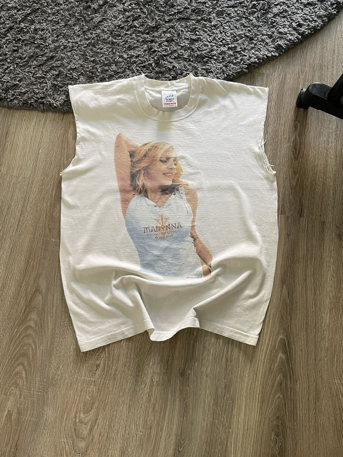 Band Tees × Vintage Vintage 2001 Madonna Drowned World Tour Y2K Tank Top Size US L / EU 52-54 / 3 - 1 Thumbnail