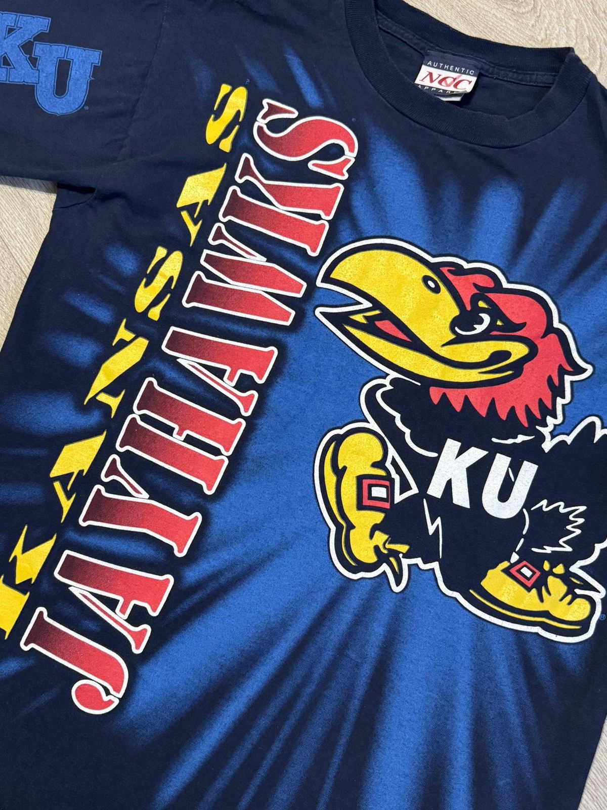 Vintage 🔷Vintage Kansas Jayhawks Overprint T-shirt 90s🔷 Size US L / EU 52-54 / 3 - 2 Thumbnail