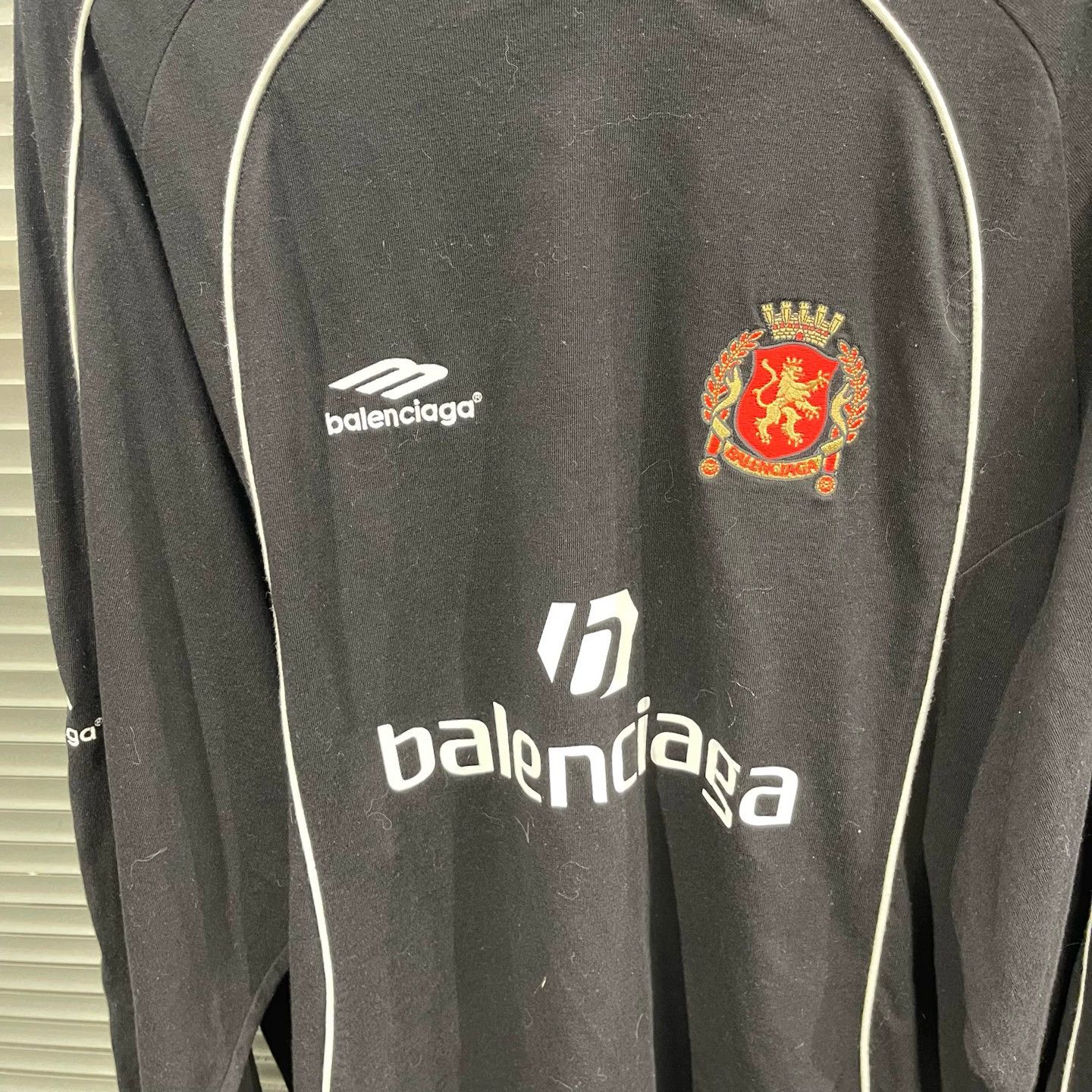 Balenciaga Balenciaga MU Paris Football Black Longsleeve Size 1 Size S / US 4 / IT 40 - 4 Thumbnail