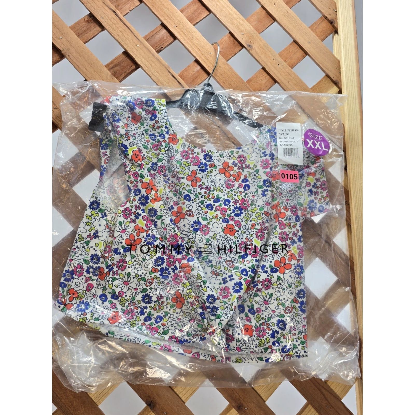 Tommy Hilfiger NWT Tommy Hilfiger Women's Knotted Printed Swim Top Sz XXL White Multicolor - Floral Pattern - Top - Women - 2XL - Soft White Multi - Sport Theme Size XXL / US 16-18 / IT 52-54 - 2 Thumbnail