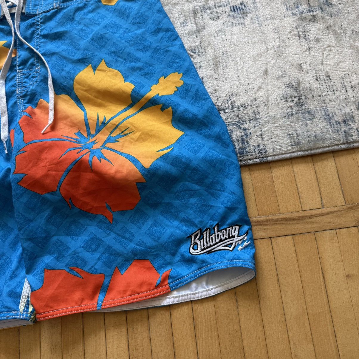 Billabong 📌 Vintage Y2K Billabong Surfing Monogram Shorts Size US 34 / EU 50 - 4 Thumbnail