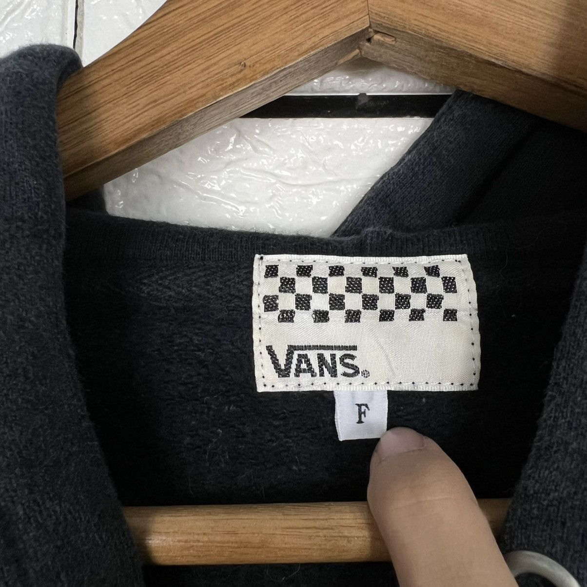 Vans VANS Big Logo Cropped Pullover Hoodie Sweatshirt #4083-C186 Size ONE SIZE - 11 Thumbnail