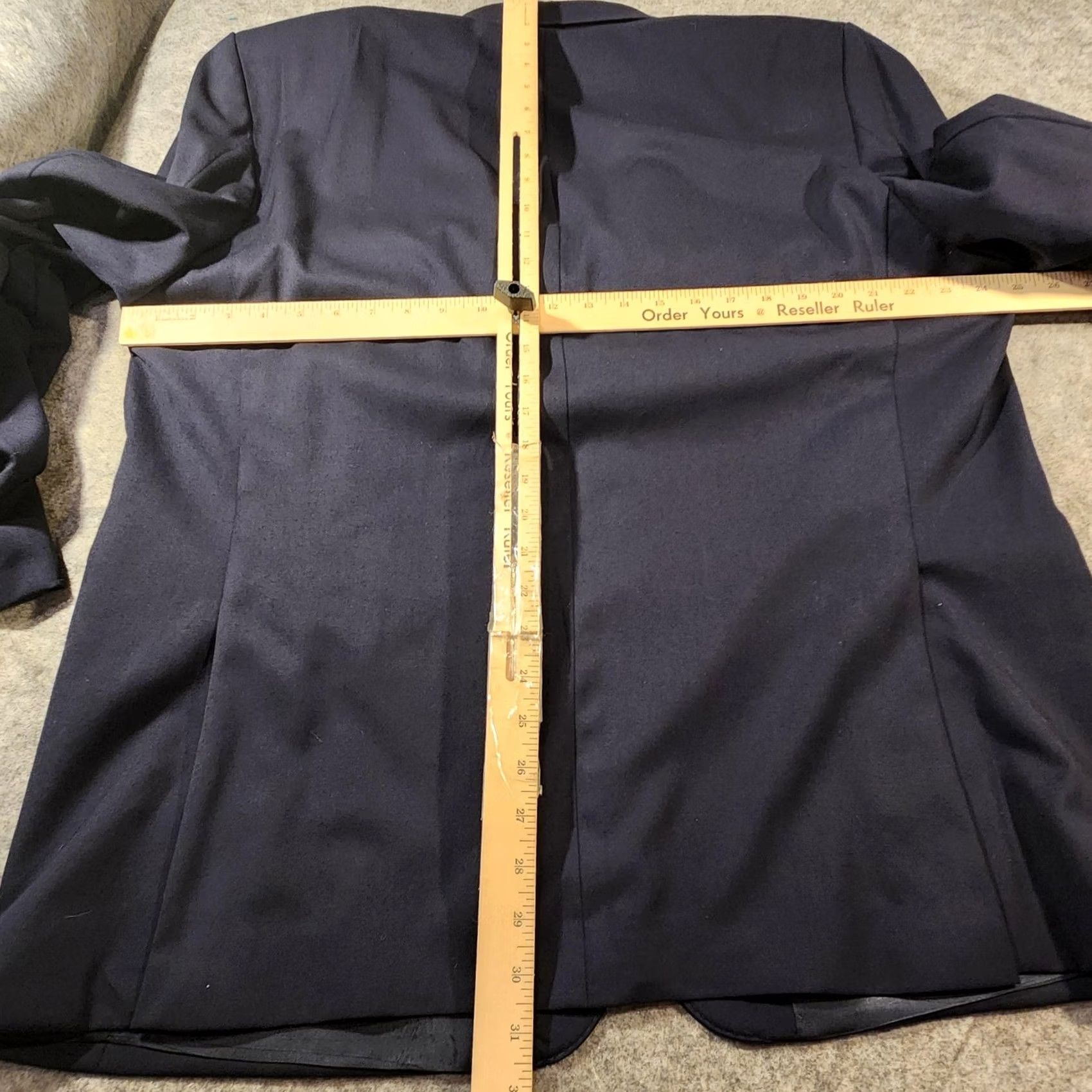 Ralph Lauren VINTAGE Lauren Ralph Lauren Blazer Mens 50R Navy 100% Wool Slim Fit Gold Buttons Size 50R - 7 Thumbnail
