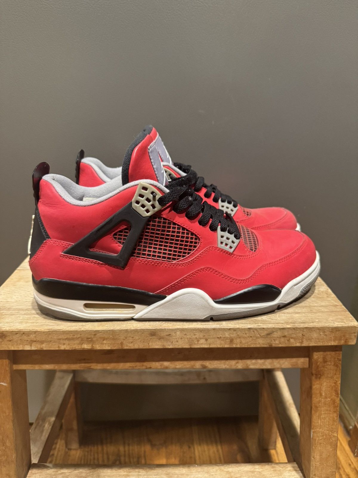 Jordan Brand Jordan 4 “Toro Bravo” (2013) Size US 11.5 / EU 44-45 - 2 Thumbnail