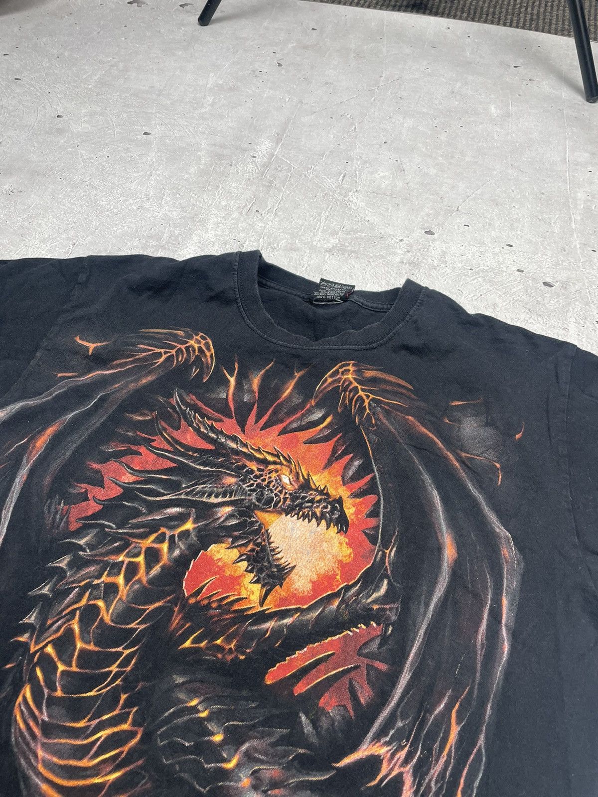 Other × Vintage Vintage spiral Amazing dragon t-shirt on two side Size US M / EU 48-50 / 2 - 5 Thumbnail