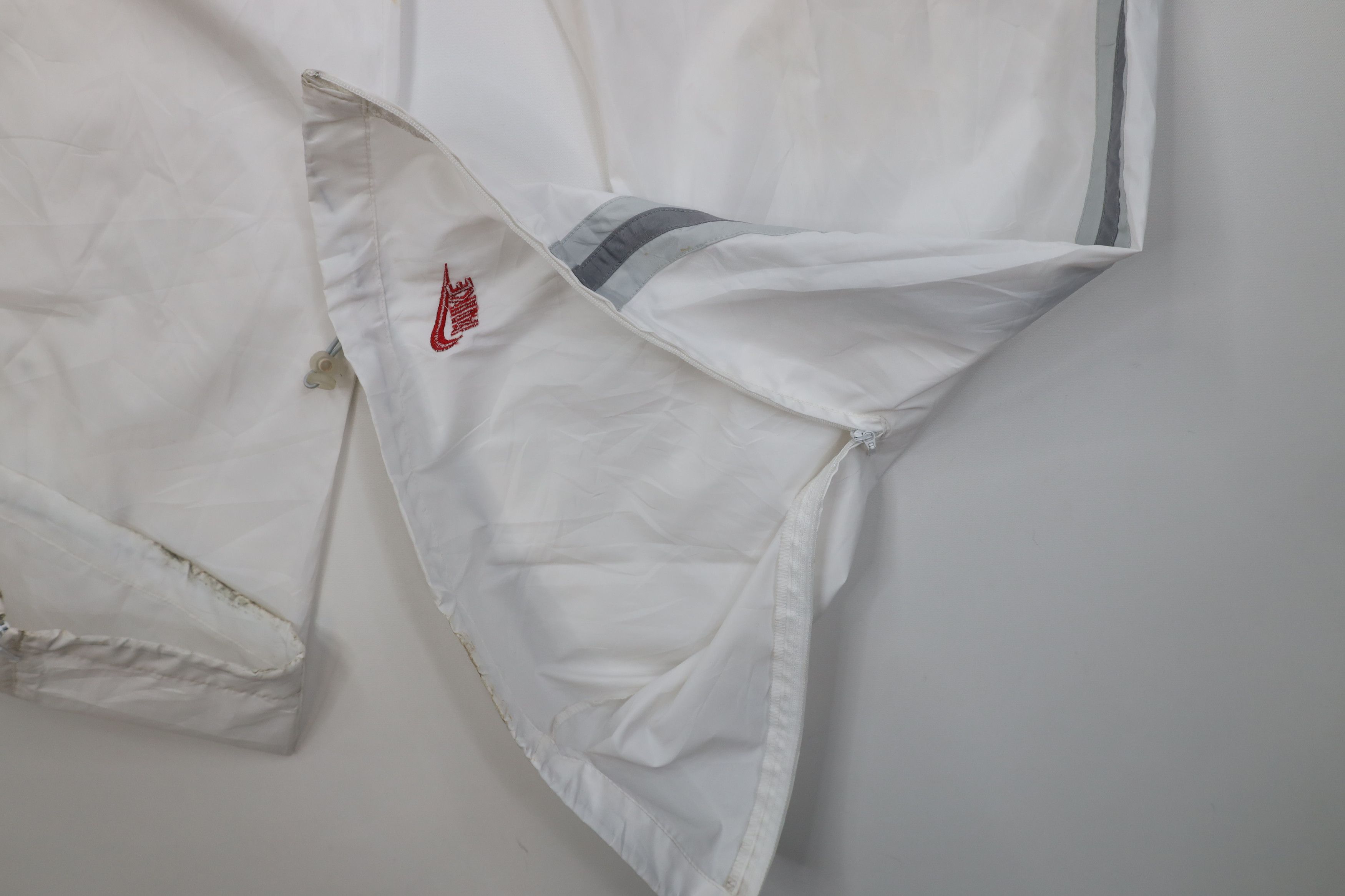 Nike Vintage Y2K Nike Swoosh Wide Leg Windbreaker Pants White Size US 36 / EU 52 - 8 Thumbnail