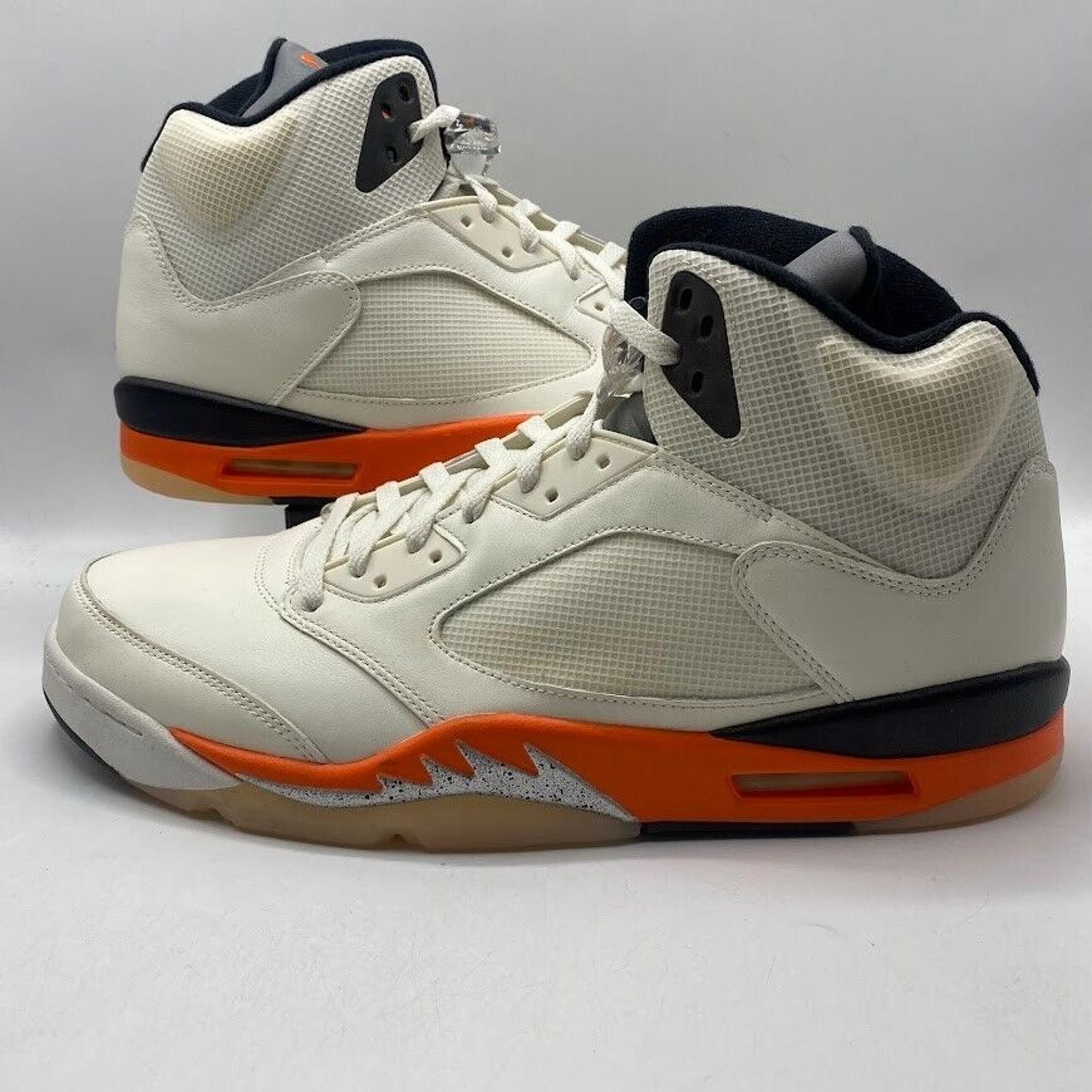Nike NEW Nike Air Jordan 5 Retro Shattered Backboard DC1060-100 Size US 15 / EU 48 - 2 Thumbnail