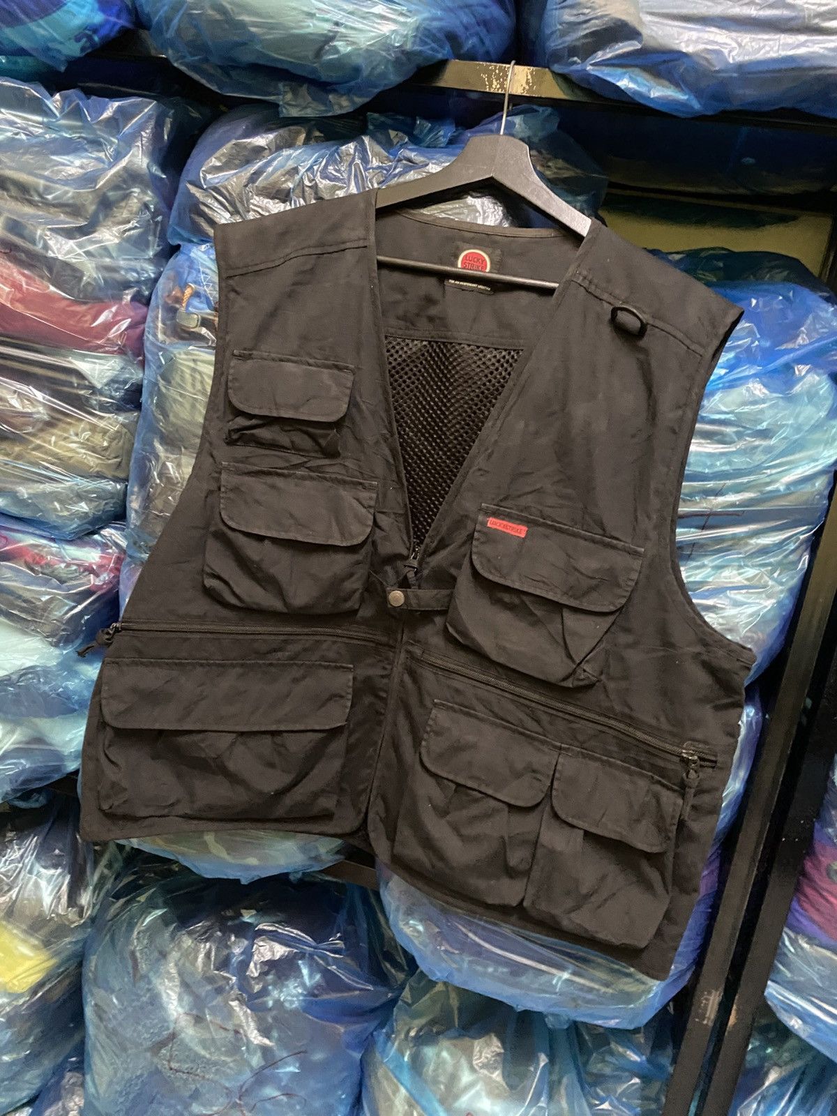 Vintage VINTAGE LUCKY STRIKE UTILITY VEST JACKET Size US XL / EU 56 / 4 - 2 Thumbnail