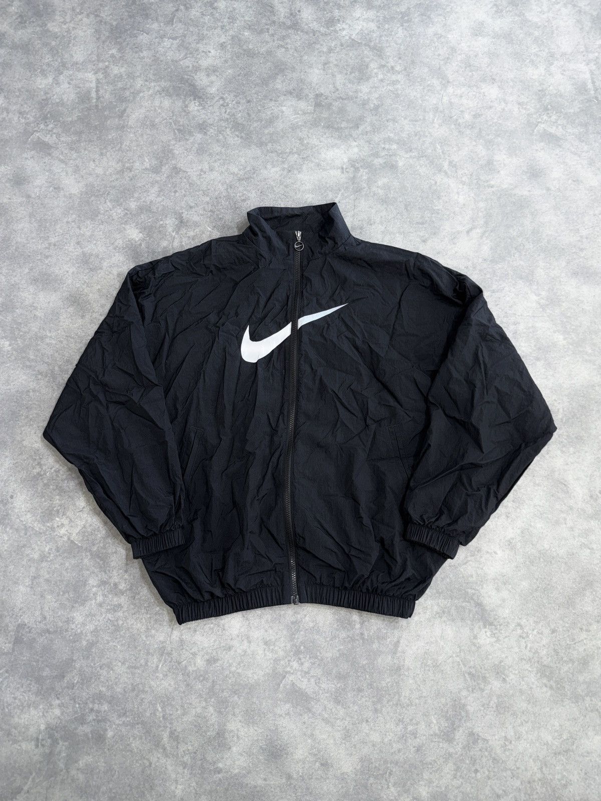 Nike Windbreaker Nike Jacket spellout big logo boxy spoertswear Size US M / EU 48-50 / 2 - 1 Thumbnail