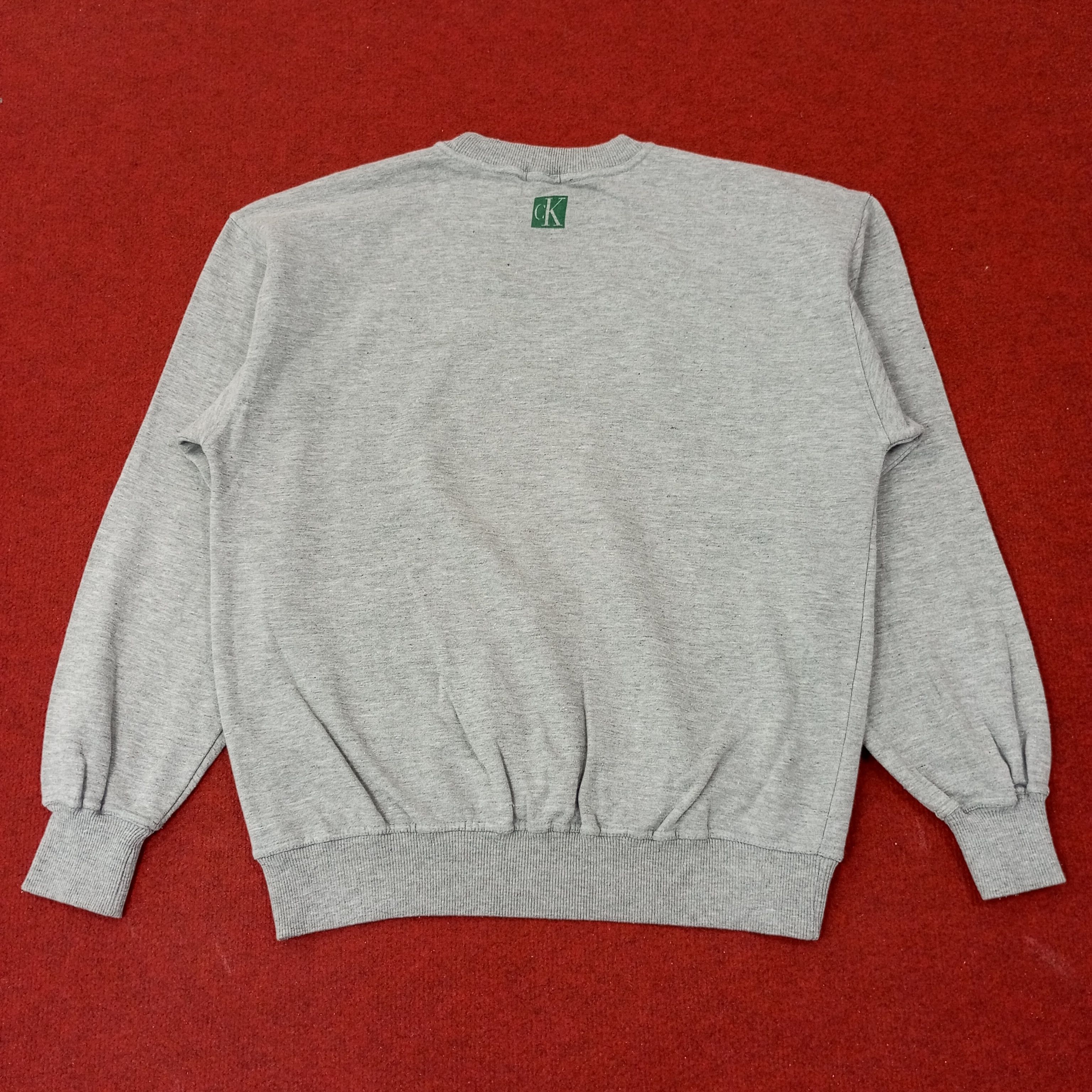 Calvin Klein Calvin Klein Fashion Brand Sweatshirt c251n1 Size US M / EU 48-50 / 2 - 6 Thumbnail