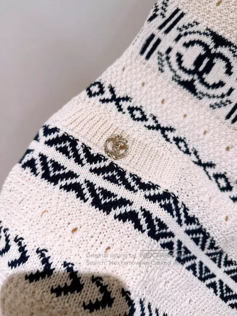 Chanel Chanel Large logo knitted dress Size XS / US 0-2 / IT 36-38 - 6 Thumbnail