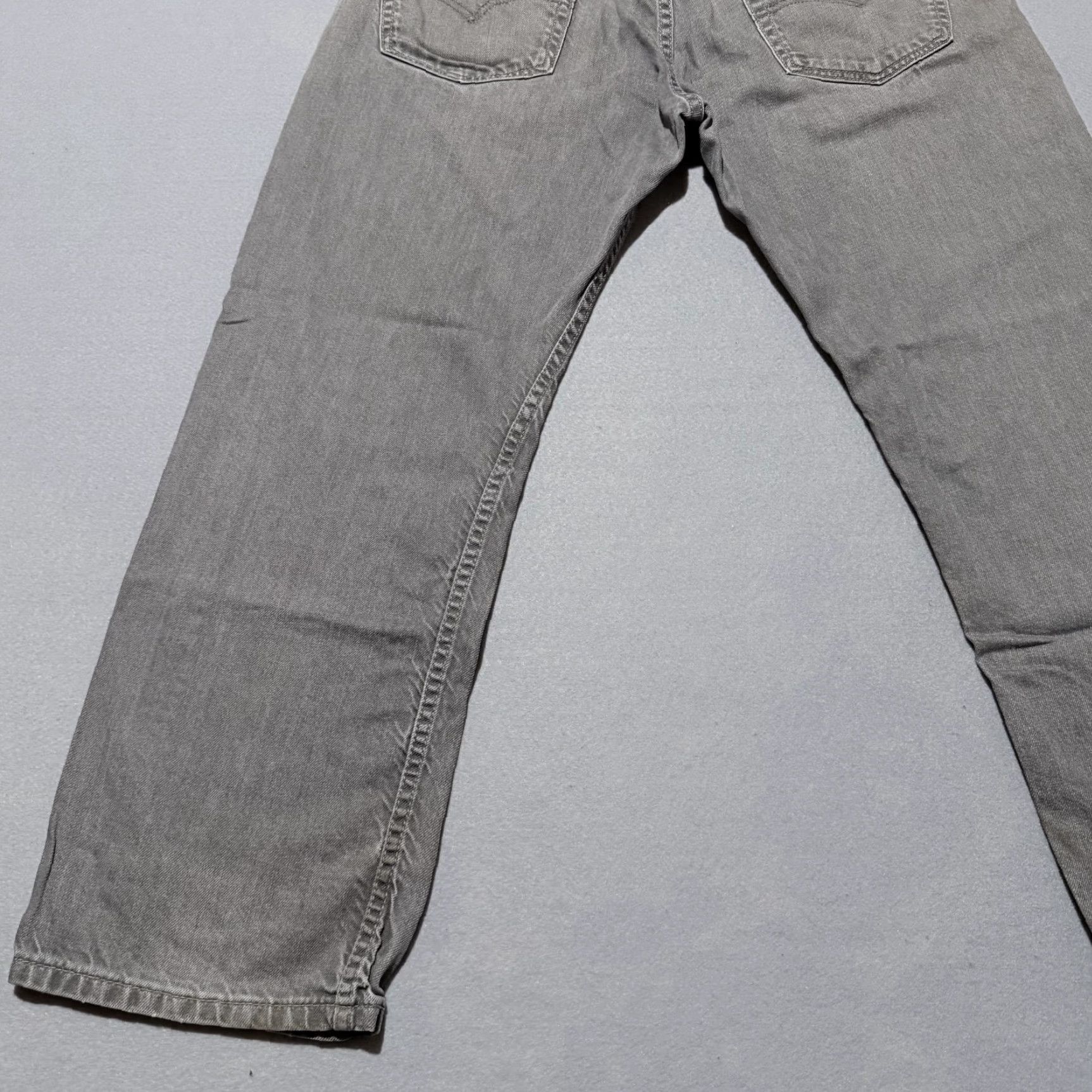 Levi's Levi's 569 Jeans Men Gray Denim Mid Rise Distressed 33X30 Straight Relaxed City 5-Pocket Logo - Levi's 500 Series Size US 33 - 7 Thumbnail