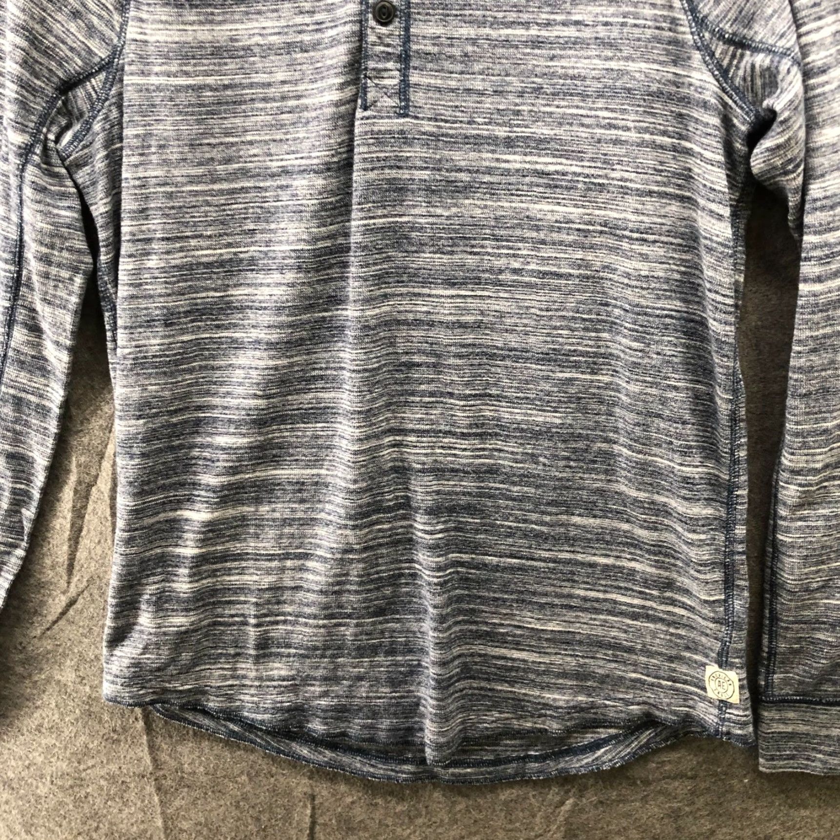 American Eagle Outfitters American Eagle Outfitters Henley T-Shirt Mens M Blue Heathered Cotton Poly Long Sleeve Shirt Size US M / EU 48-50 / 2 - 8 Thumbnail