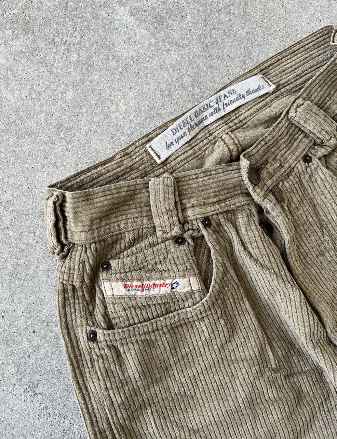 Diesel Vintage Diesel Corduroy Pants Size US 29 - 13 Thumbnail