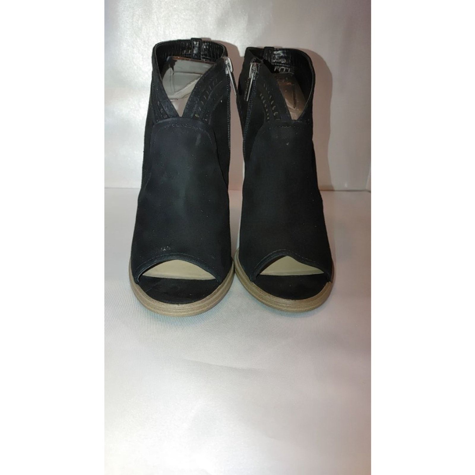 Vince Camuto Vince Camuto Koral Peep Toes Size 9 Size US 9 / IT 39 - 7 Thumbnail