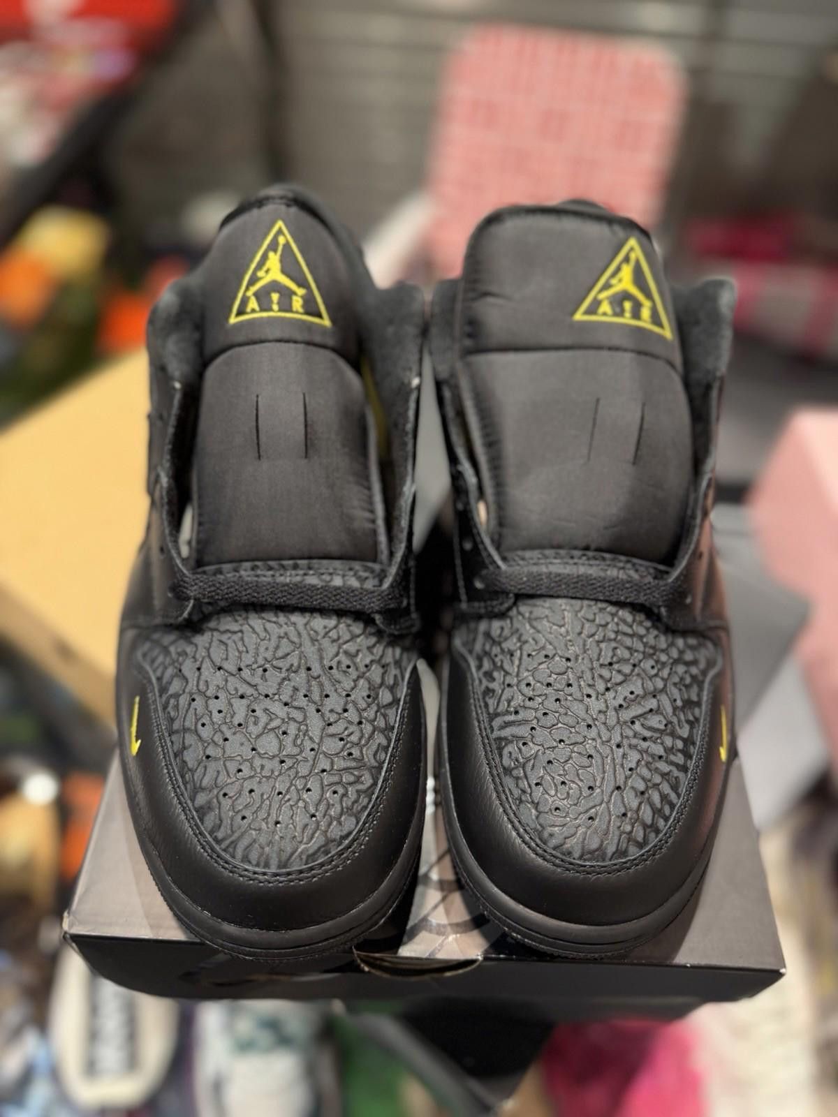 Jordan Brand Nike Air Jordan 1 Low SE "Black/Anthracite/Tour Yellow" 13 Size US 13 / EU 46 - 7 Thumbnail