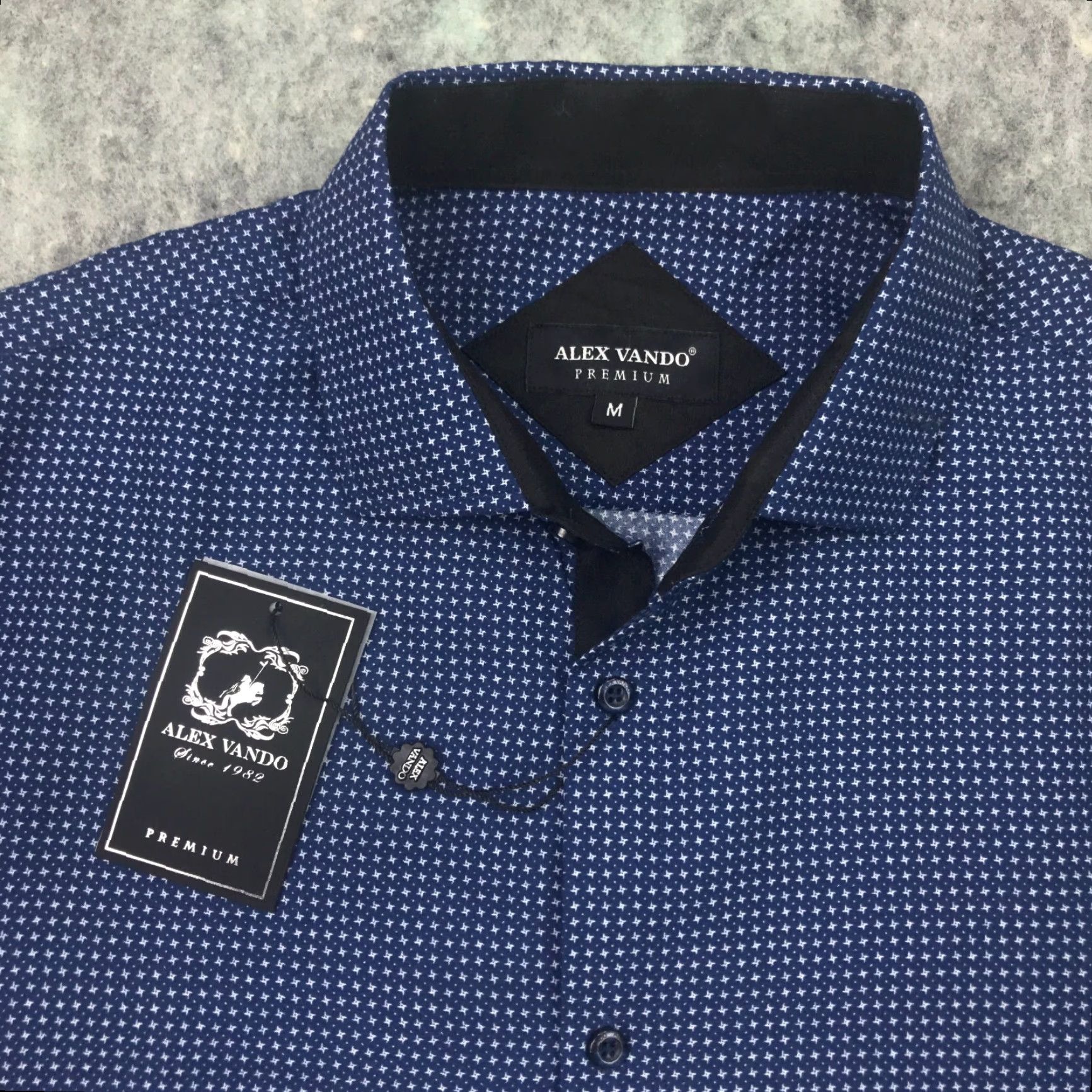 Vintage Alex Vando Mens Shirt Blue Button-Down Long Sleeve Microfiber Size US M / EU 48-50 / 2 - 3 Thumbnail